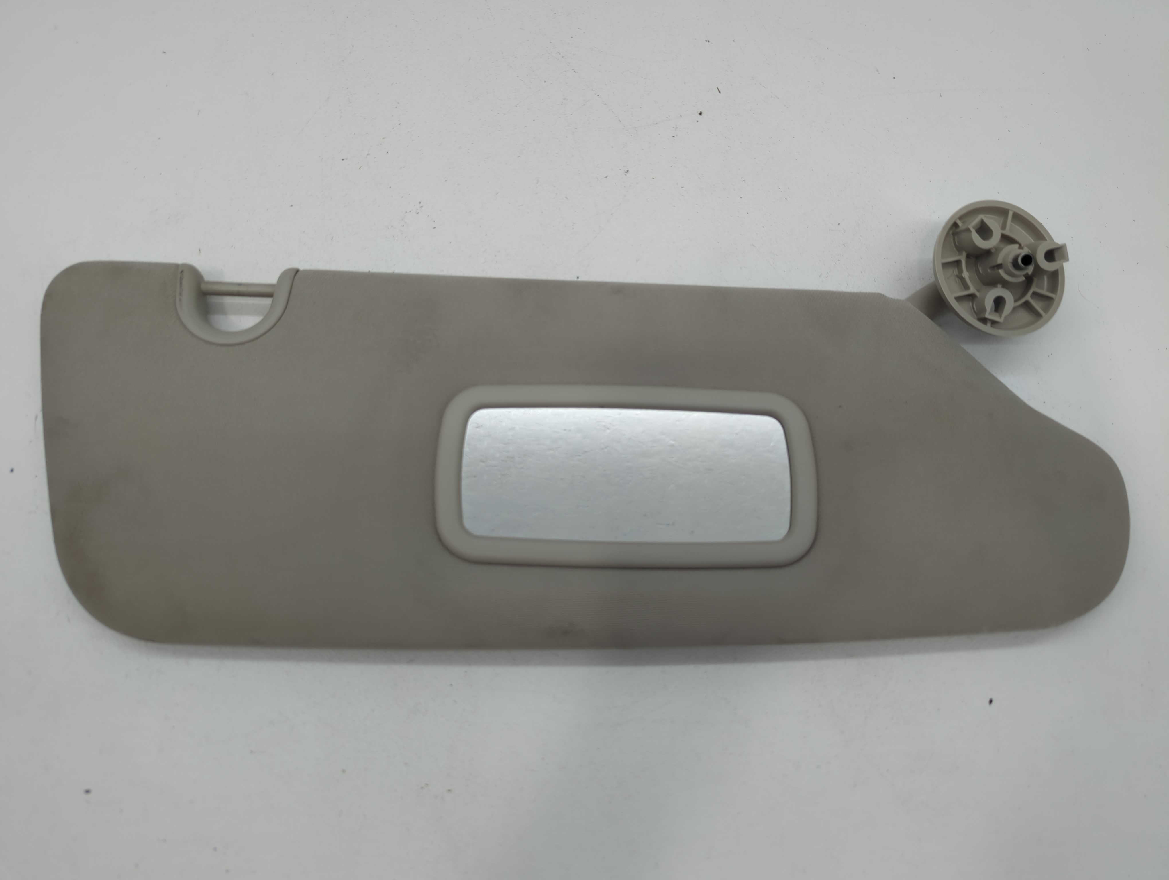 Picture of Dodge Caravan Passenger Sun Visor Mirror Right Sunvisor Beige 665375