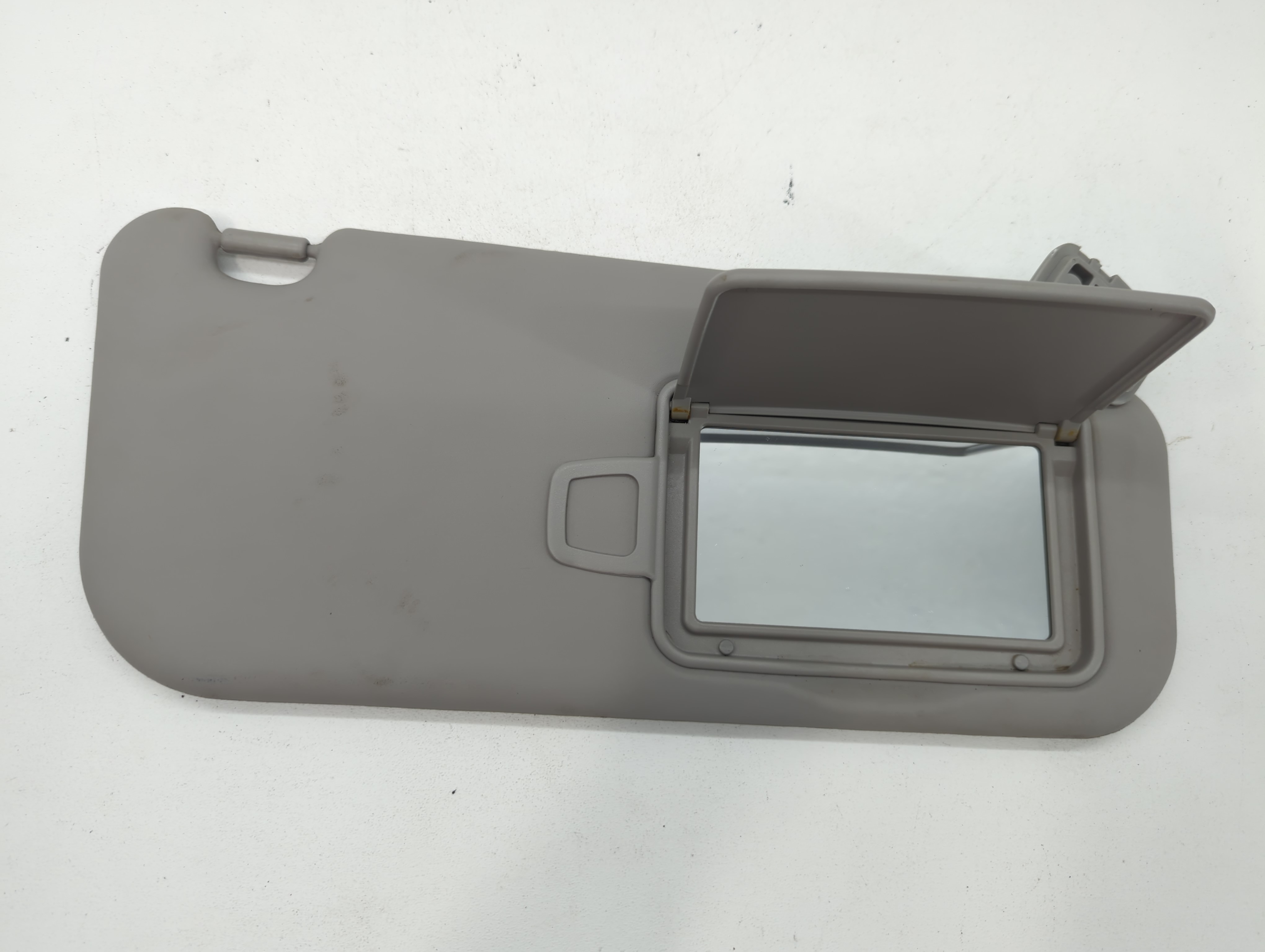 Picture of 2010-2013 Kia Soul Passenger Sun Visor Mirror Right Sunvisor Pale Grey 665379