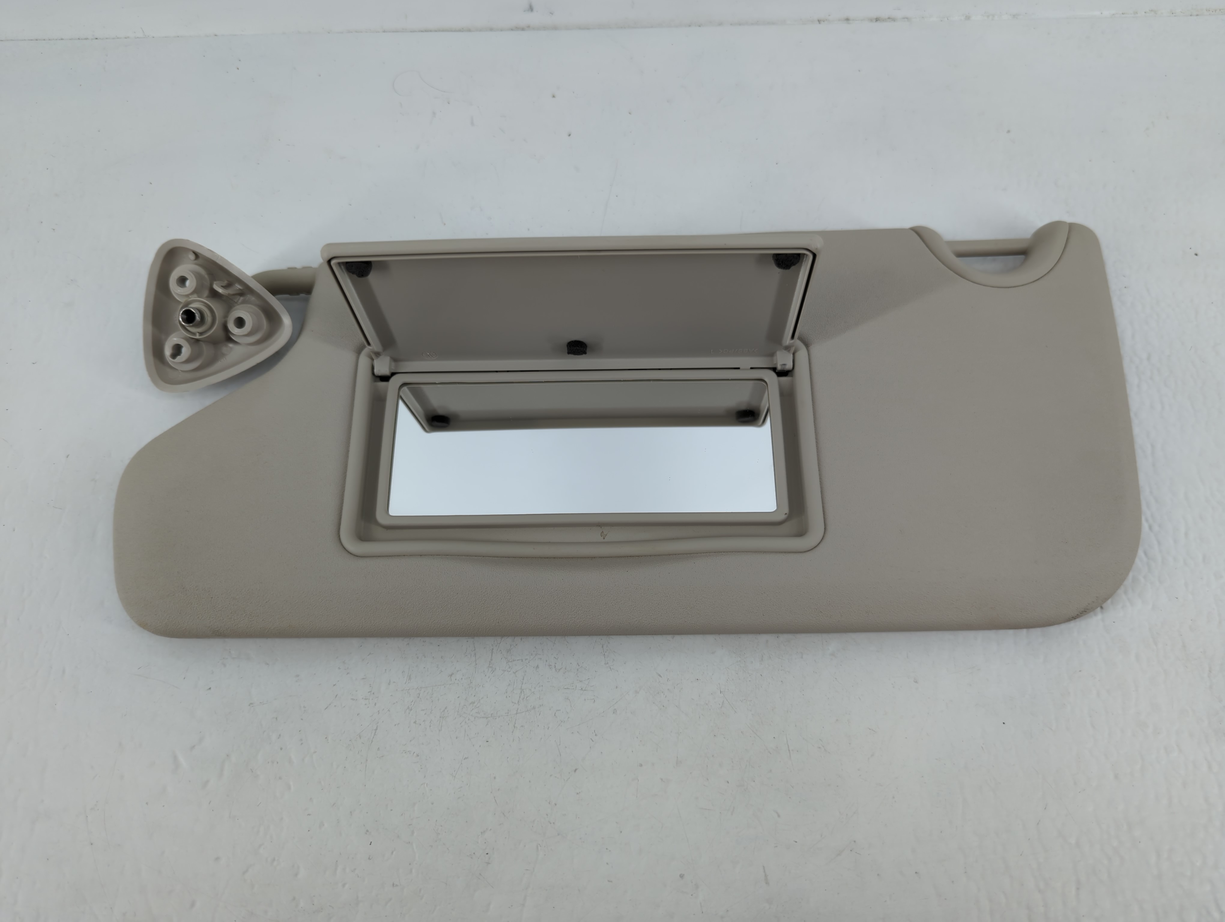 2013 Dodge Journey Driver Sun Visor Mirror Left Sunvisor Beige 666229 - Oemusedautoparts1.com