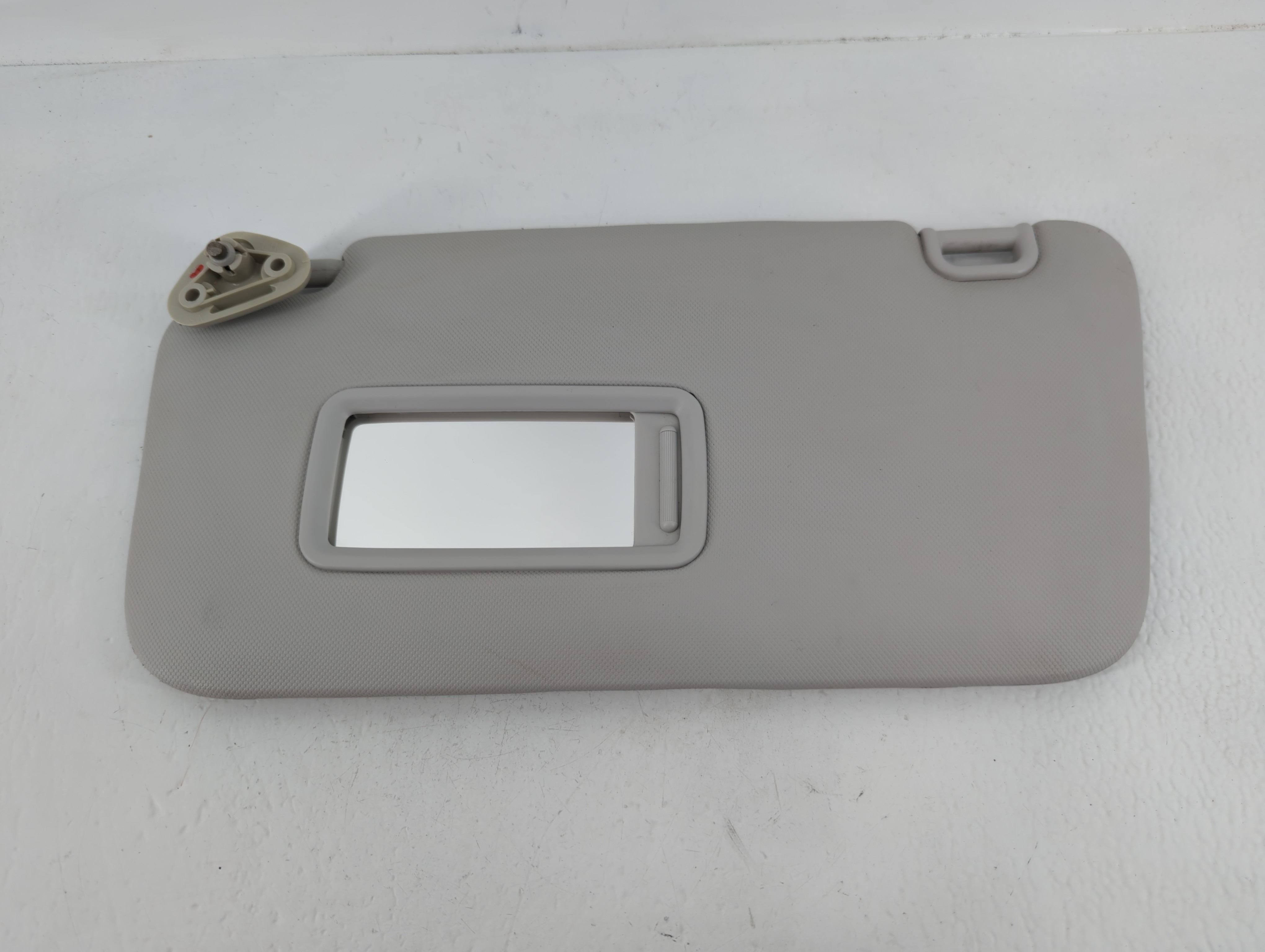 Picture of 2010 Subaru Forester Driver Sun Visor Mirror Left Sunvisor Cream 666409