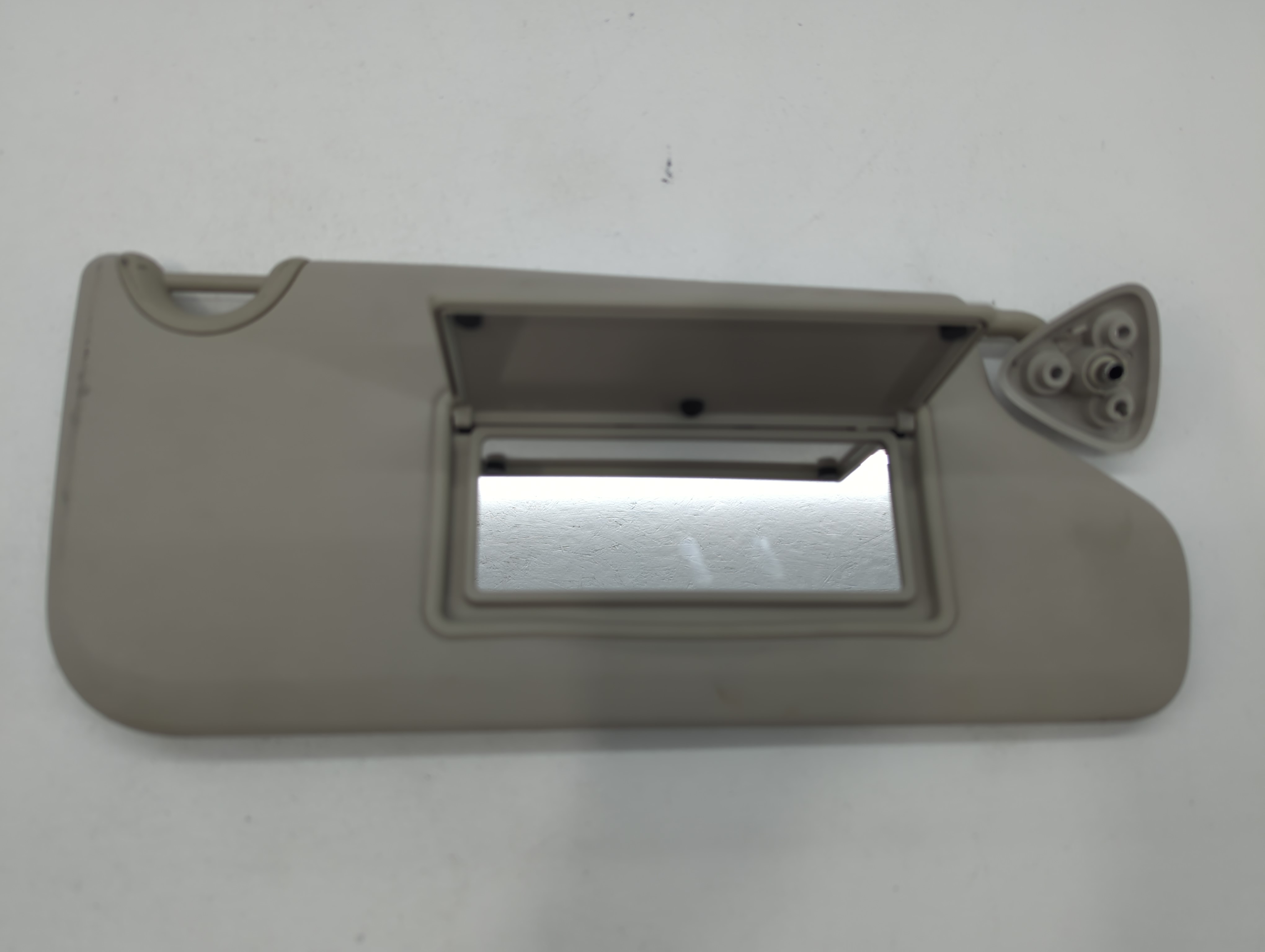 2017 Dodge Journey Driver Sun Visor Mirror Left Sunvisor Grey 666880 - Oemusedautoparts1.com