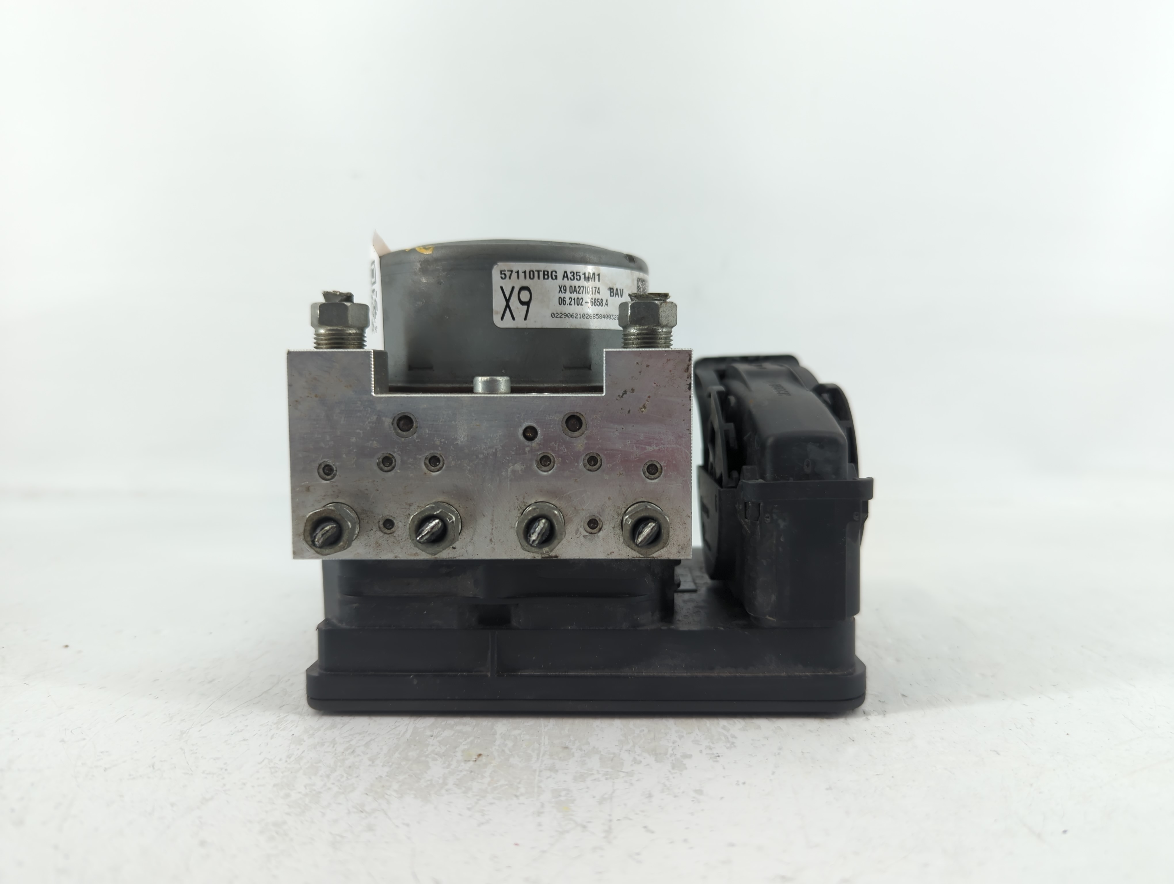 Picture of 2021-2021 Honda Civic Abs Pump Control Module 666897