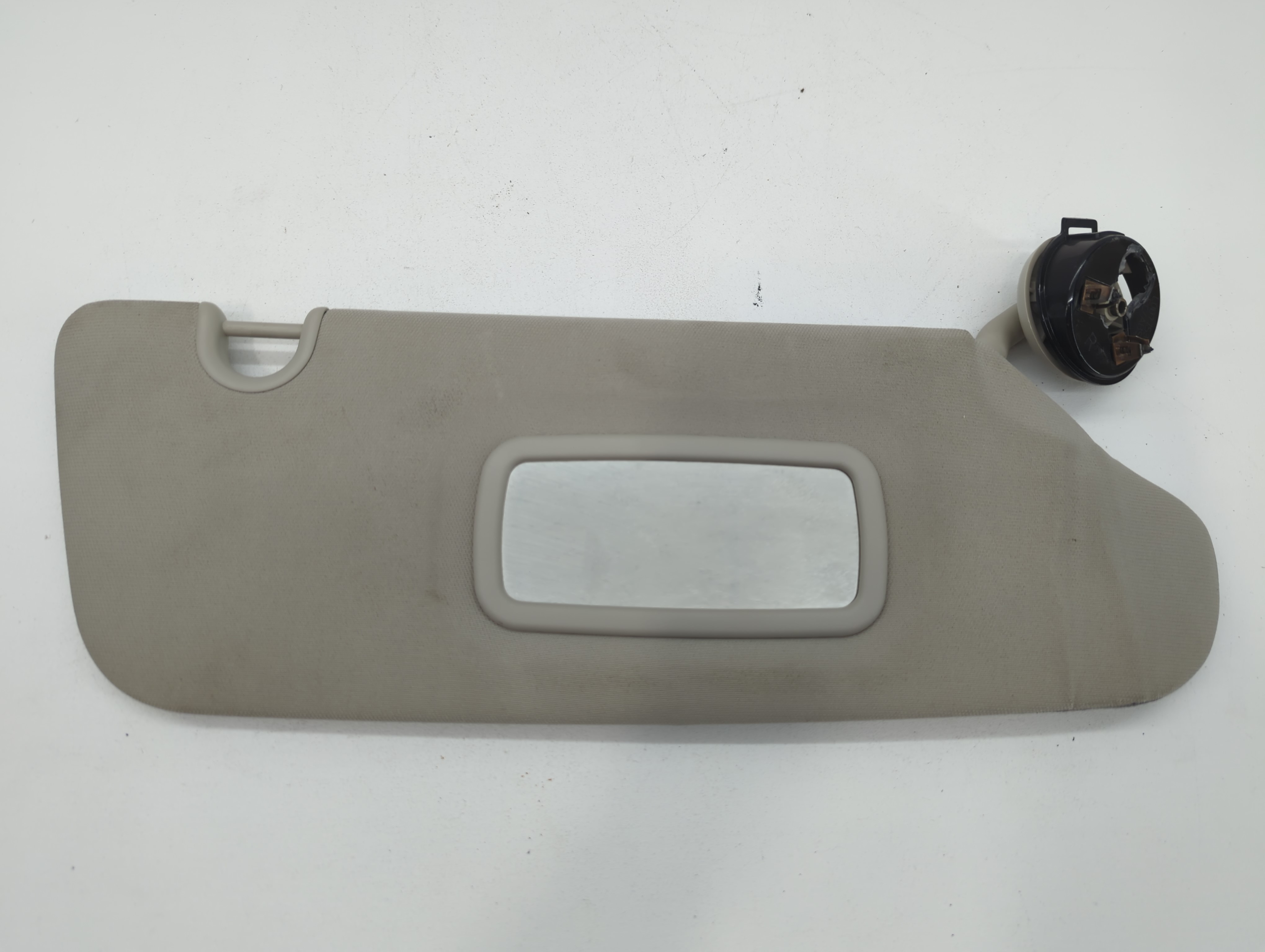 Picture of Dodge Caravan Passenger Sun Visor Mirror Right Sunvisor Grey 667245
