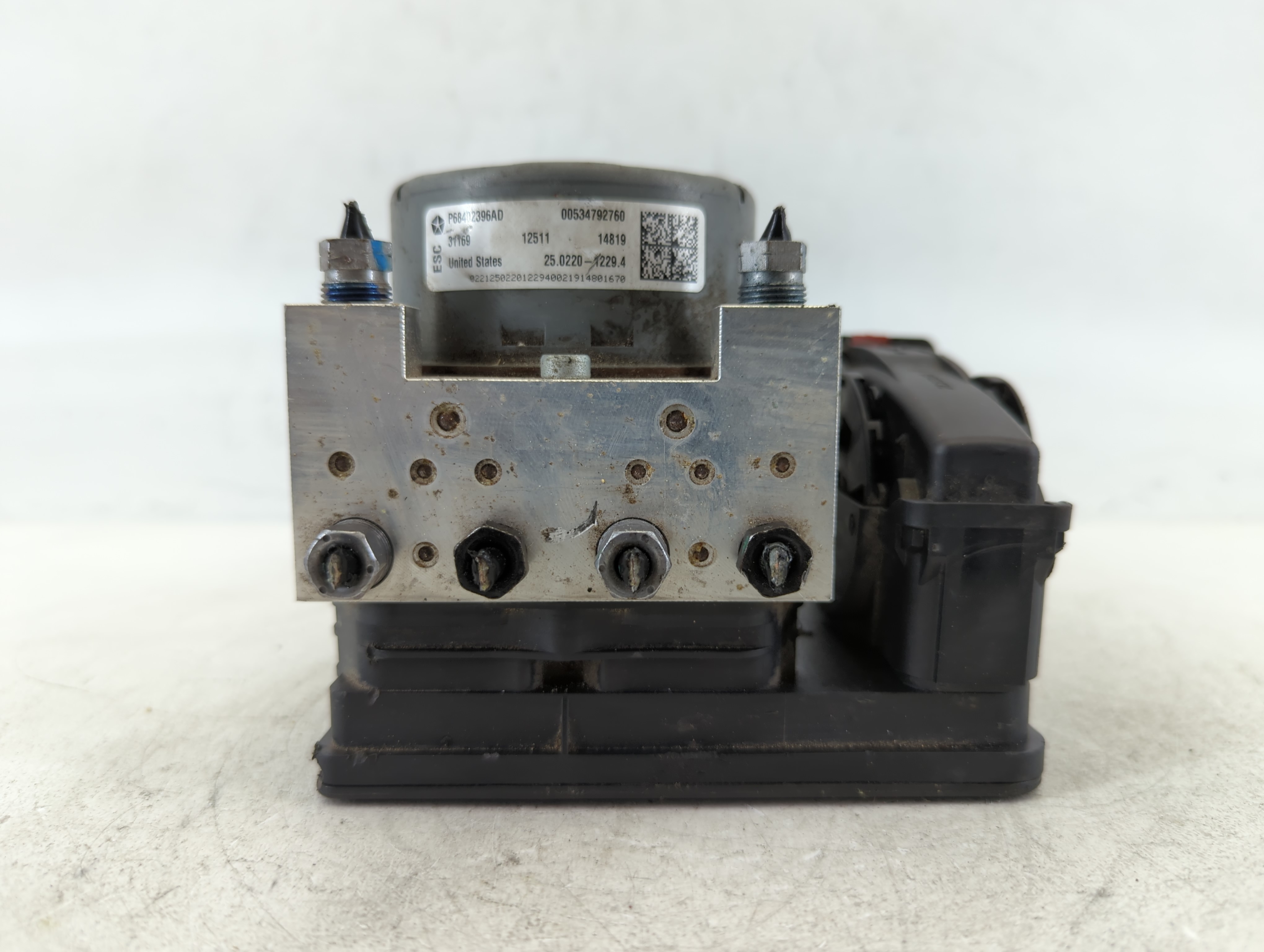 2019 Jeep Compass Abs Pump Control Module 667283 - Oemusedautoparts1.com