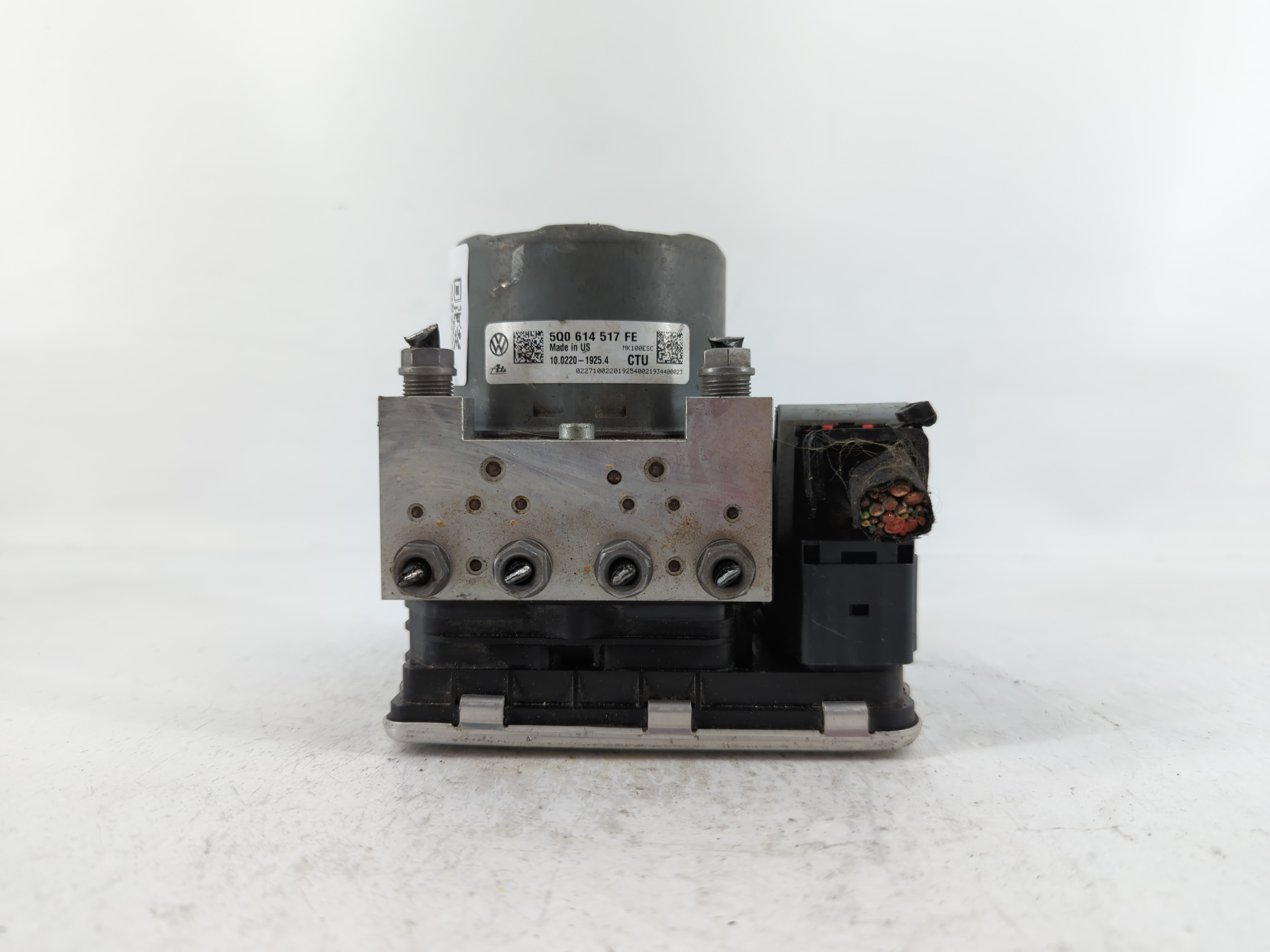 2020 Volkswagen Atlas Abs Pump Control Module 668166 - Oemusedautoparts1.com