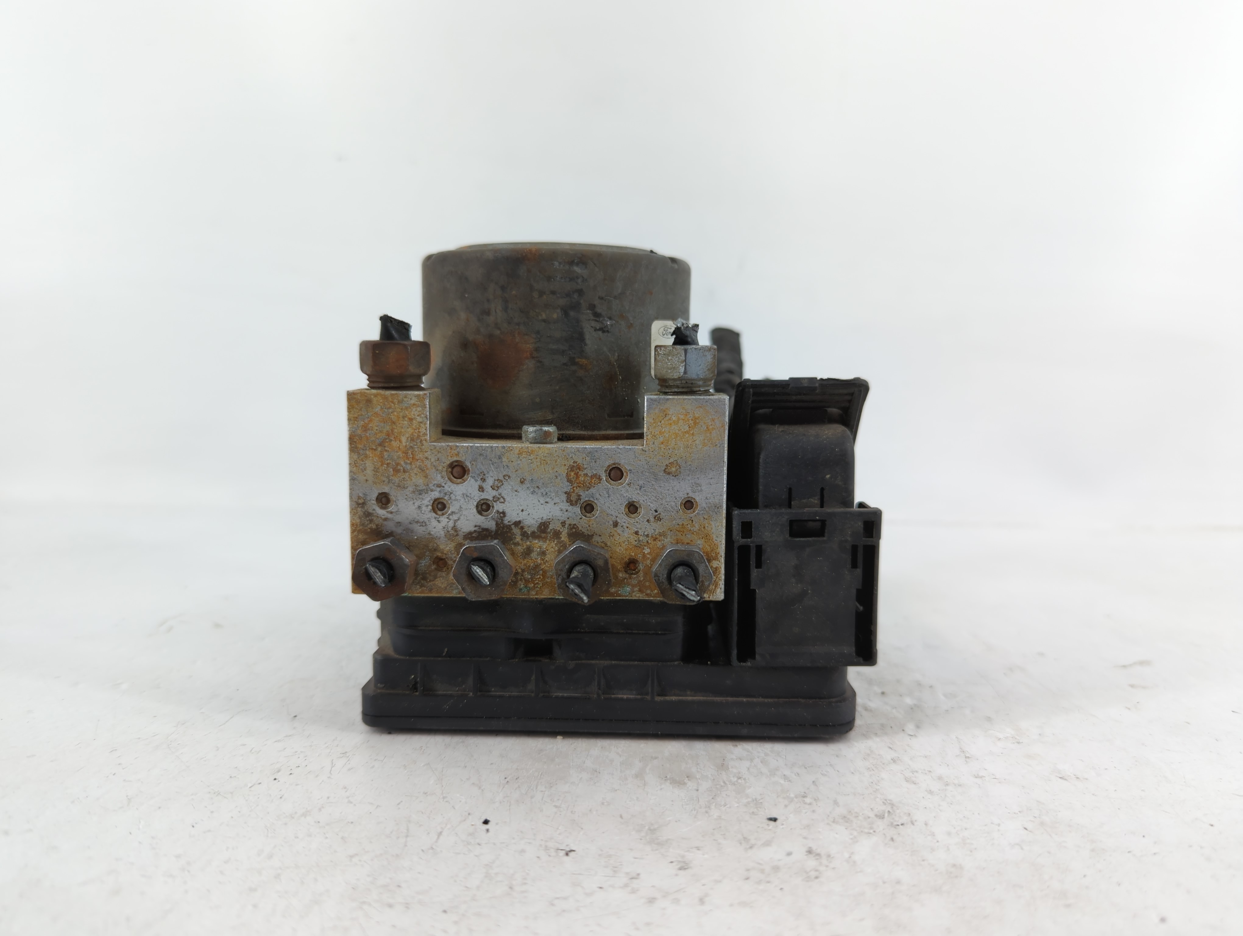 2016 Ford Explorer Abs Pump Control Module 668292 - Oemusedautoparts1.com