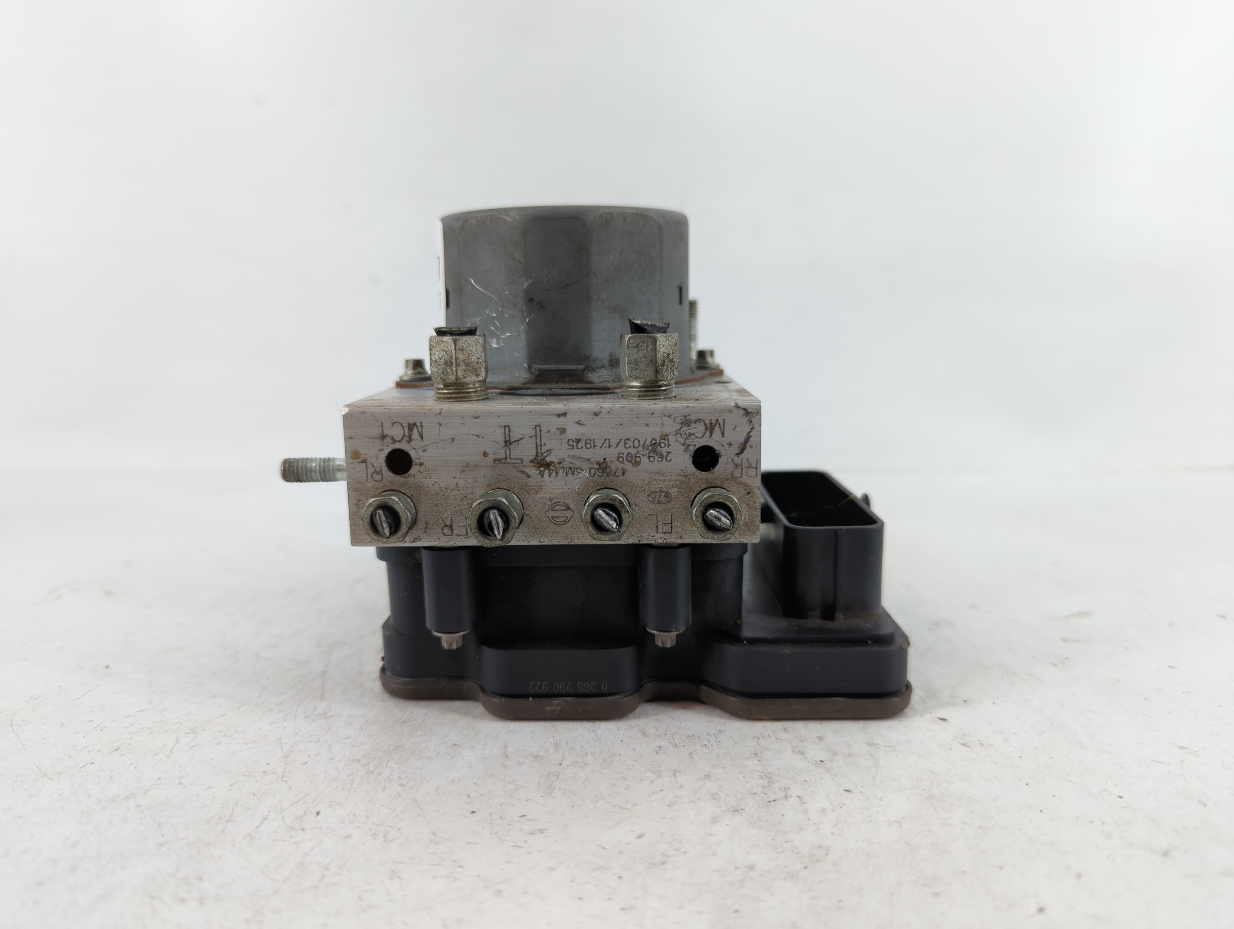 Picture of 2011-2012 Nissan Altima Abs Pump Control Module 668388