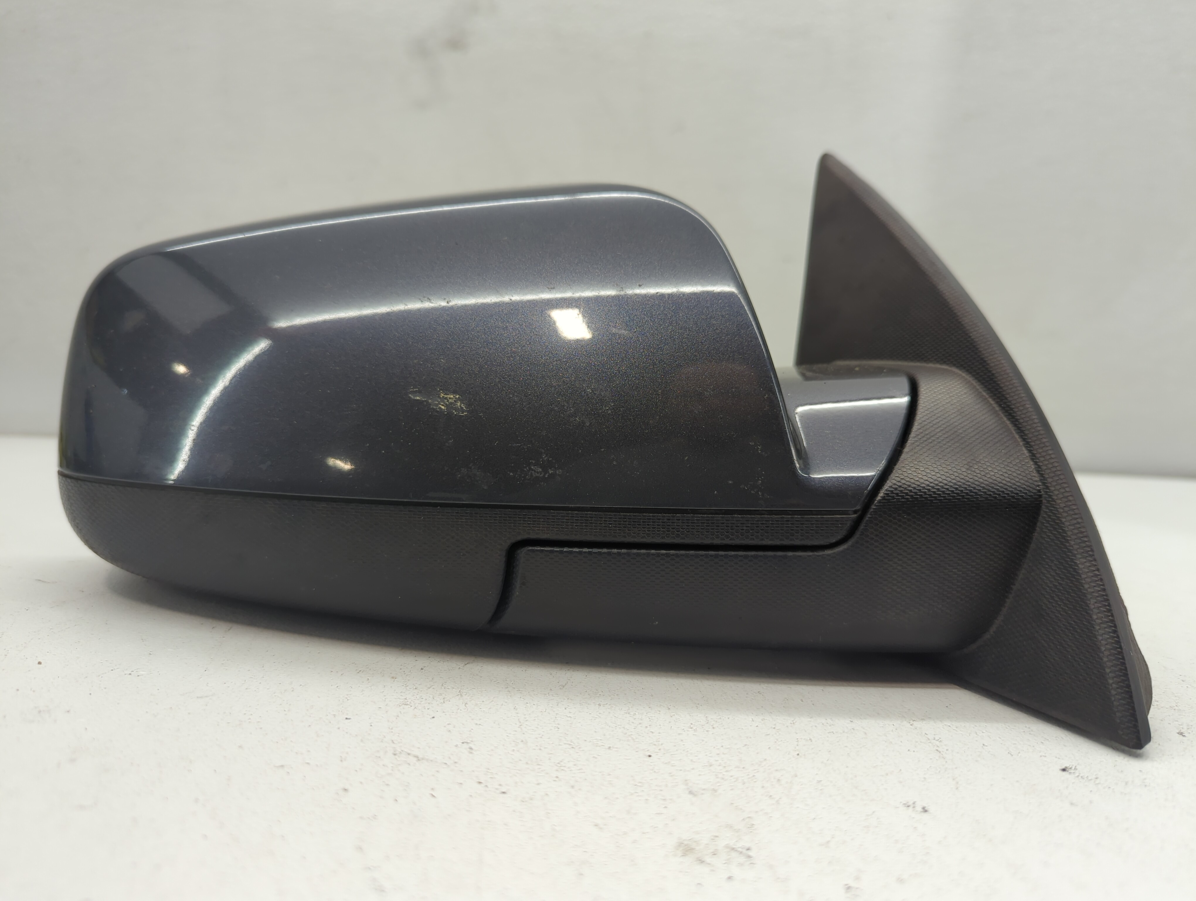 2010-2011 Chevrolet Equinox Passenger Right Side View Power Door Mirror 669273 - Oemusedautoparts1.com