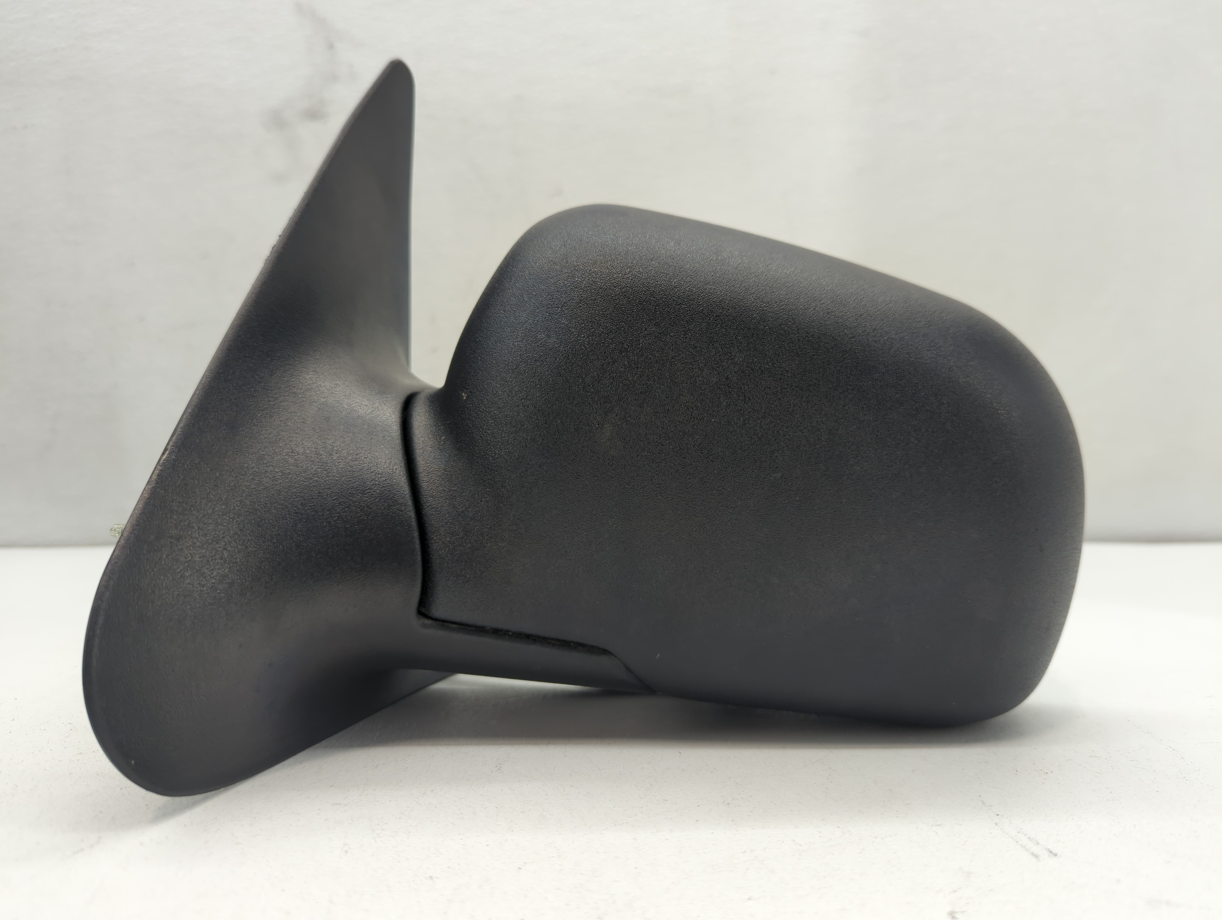 2003 Ford Ranger Driver Left Side View Power Door Mirror Black 669421 - Oemusedautoparts1.com