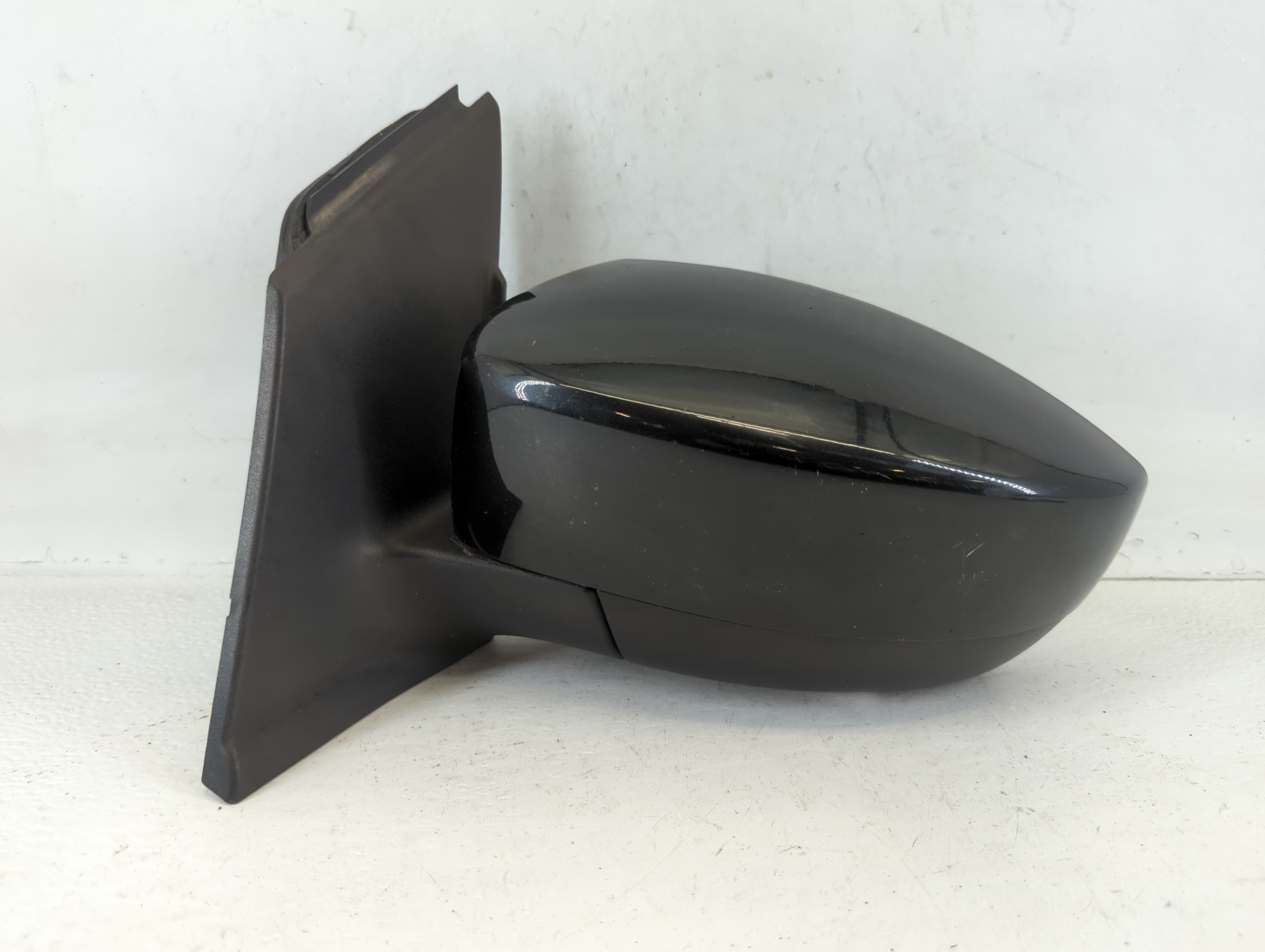 Picture of 2013-2016 Ford Escape Driver Left Side View Power Door Mirror Black 669534