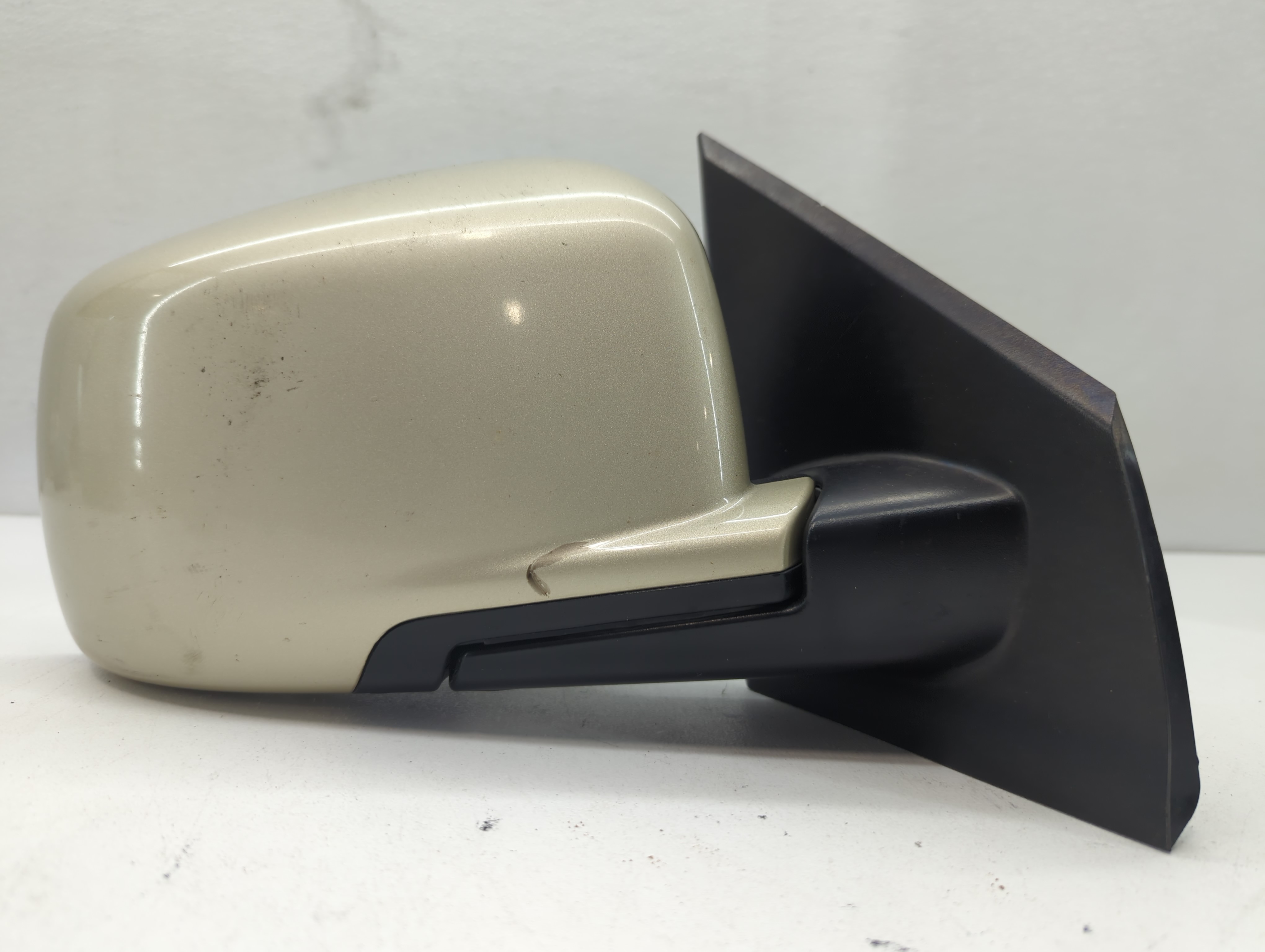 Picture of 2011 Dodge Journey Passenger Right Side View Power Door Mirror Light Tan 669574