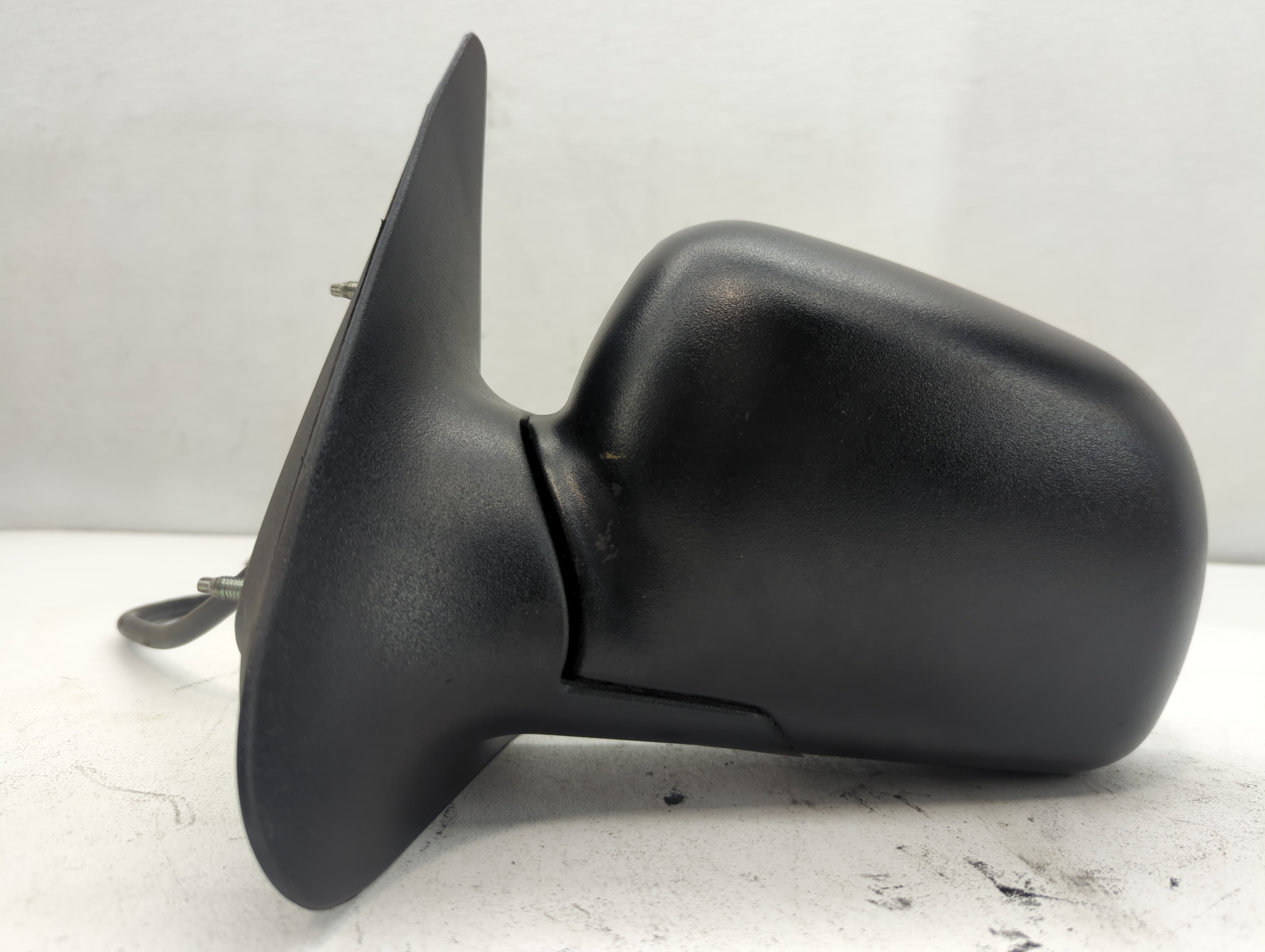 2002 Ford Ranger Driver Left Side View Power Door Mirror Black 669914 - Oemusedautoparts1.com