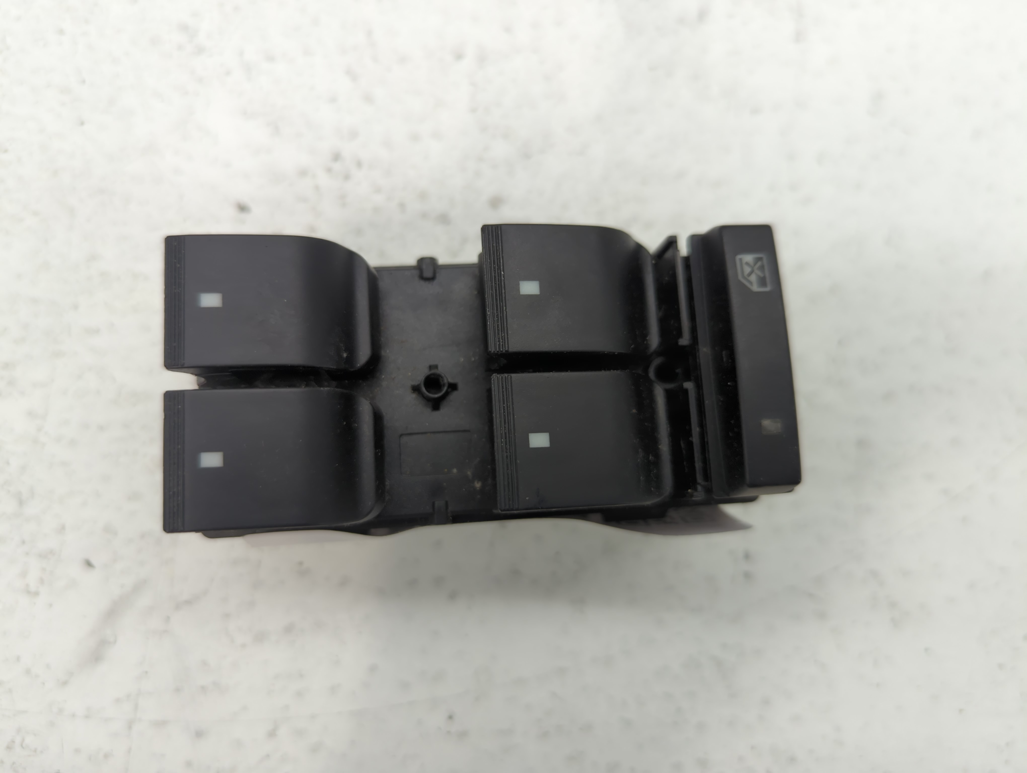 2013 Chevrolet Traverse Driver Left Door Master Power Window Switch 670753 - Oemusedautoparts1.com