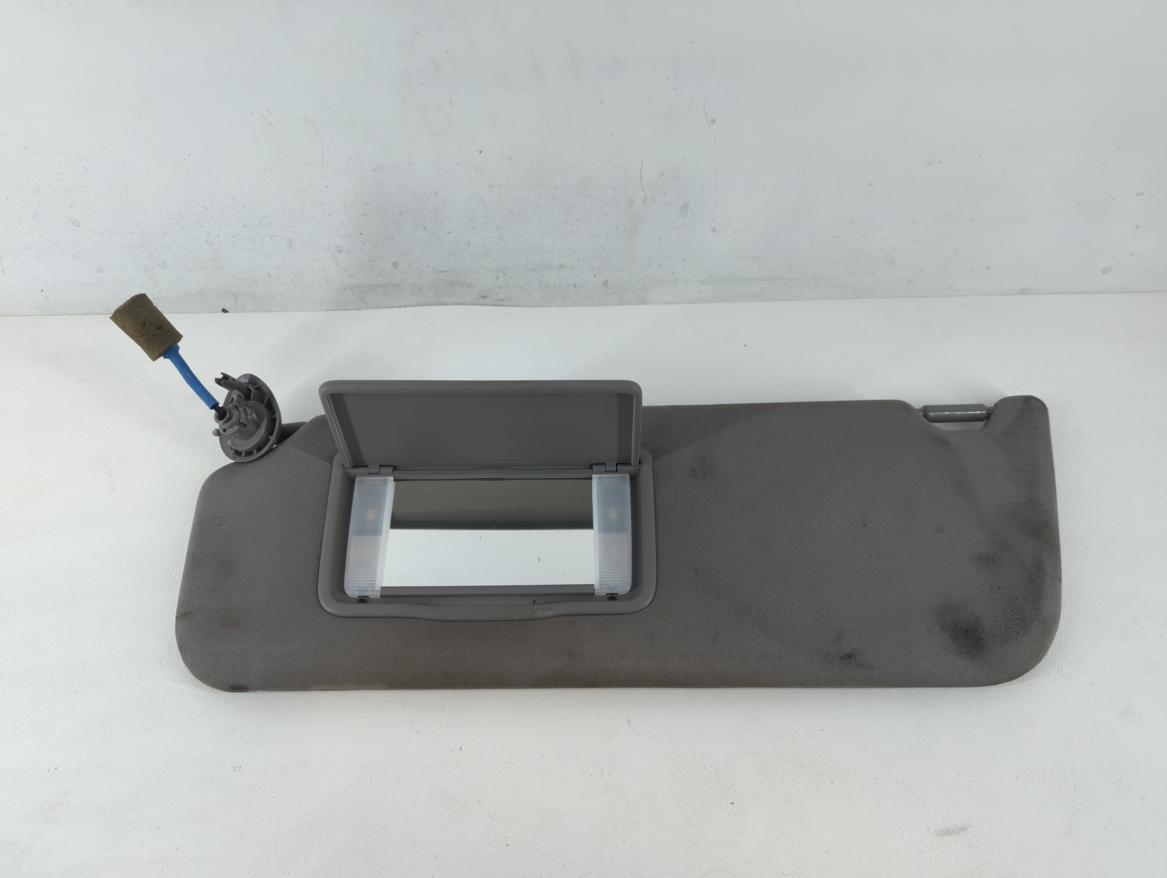 Picture of 2020 Honda Odyssey Passenger Sun Visor Mirror Right Sunvisor Dark Grey 671886