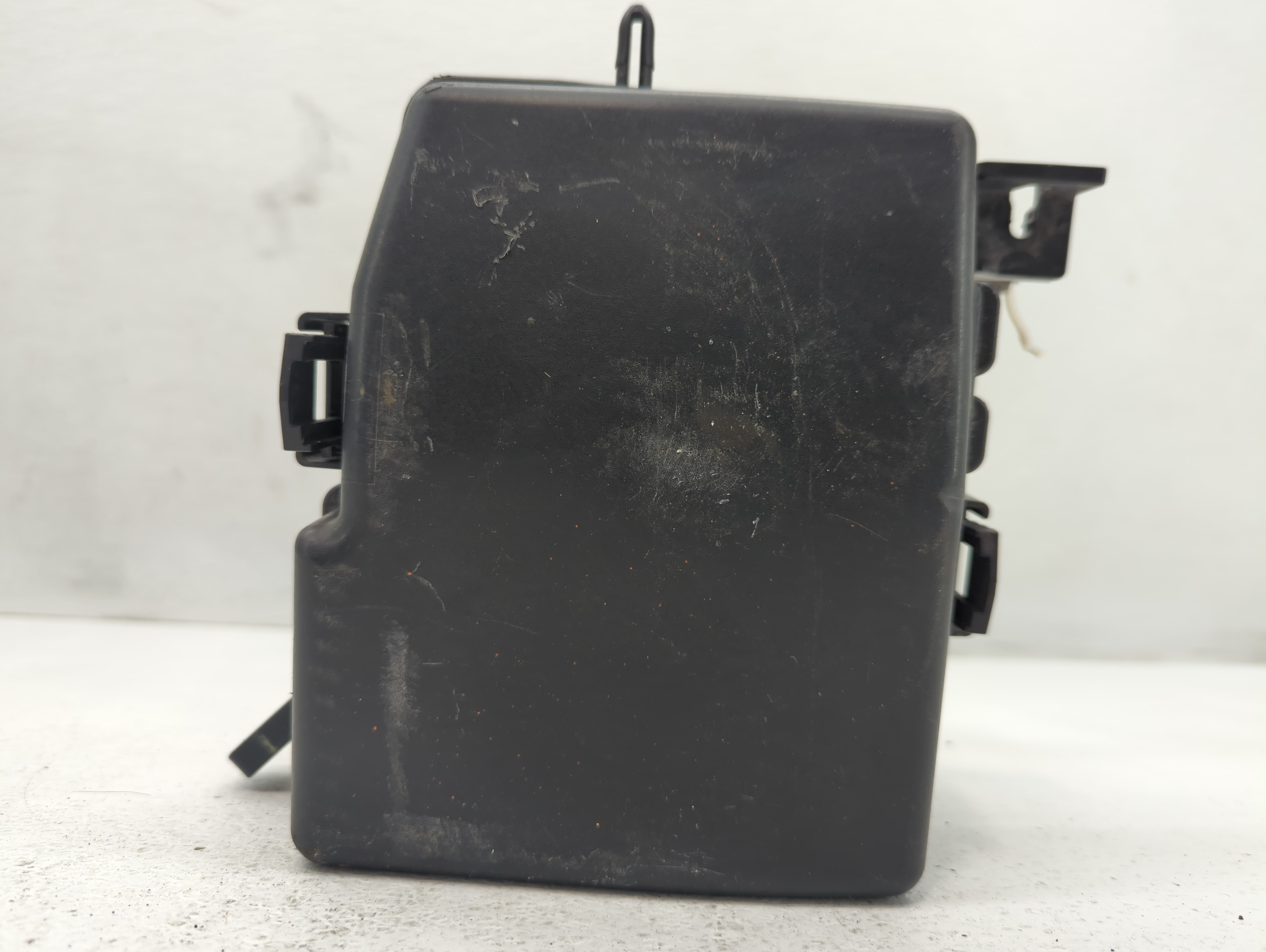 Picture of Nissan Sentra Fusebox Fuse Box Relay Module 672750