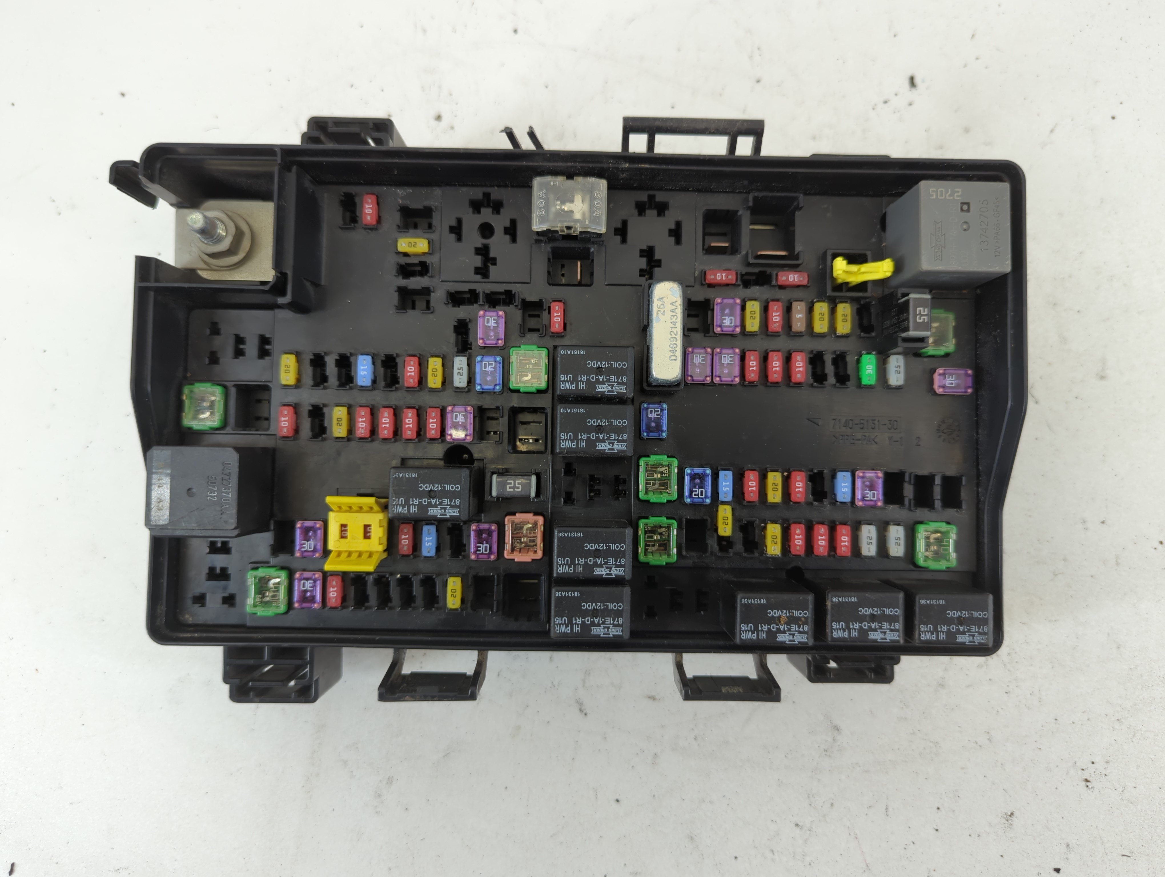 Picture of 2019 Dodge Ram 1500 Fusebox Fuse Box Relay Module P68322373ad A 672785