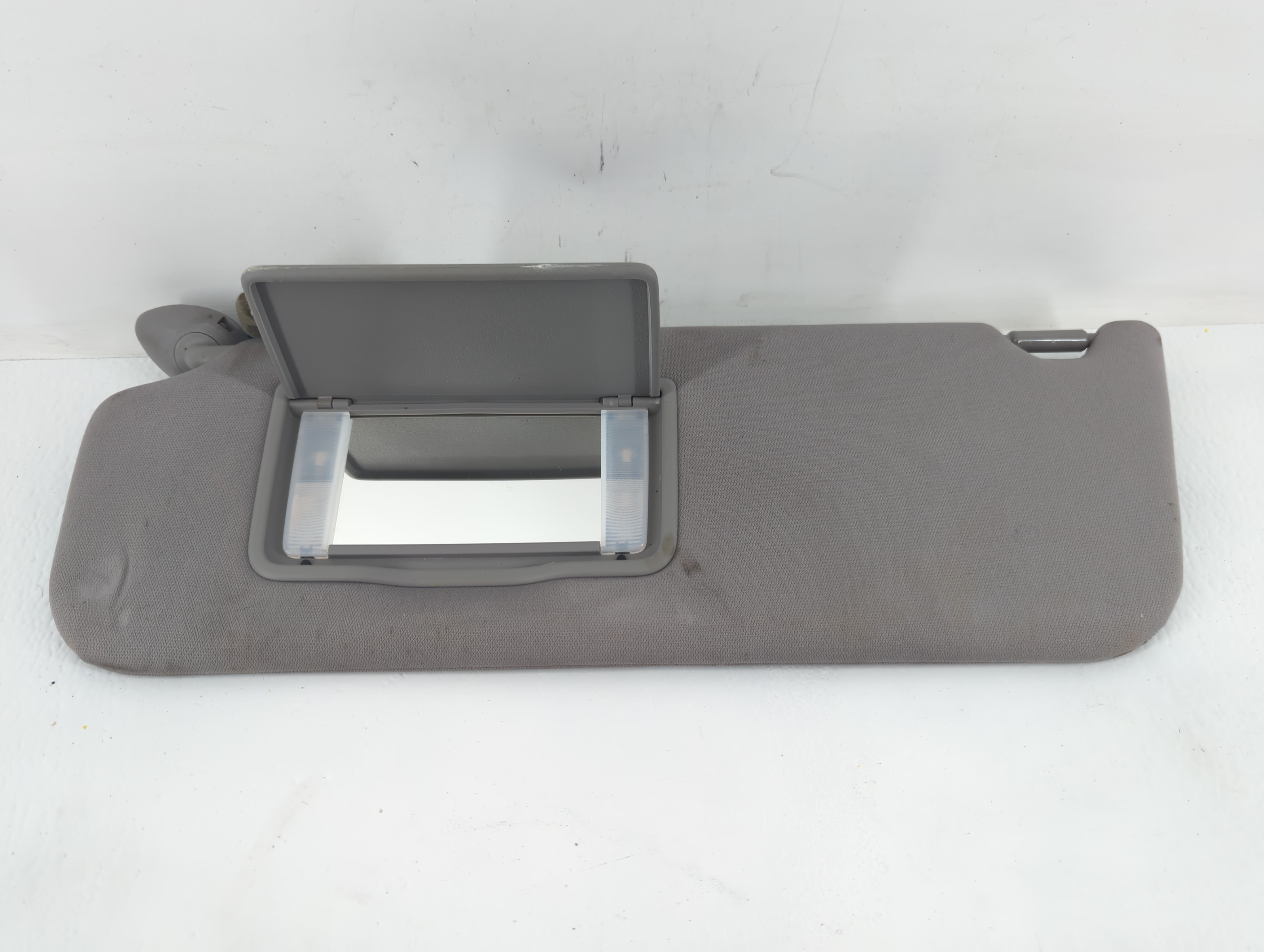 2018 Honda Odyssey Passenger Sun Visor Mirror Right Sunvisor Grey 672891 - Oemusedautoparts1.com