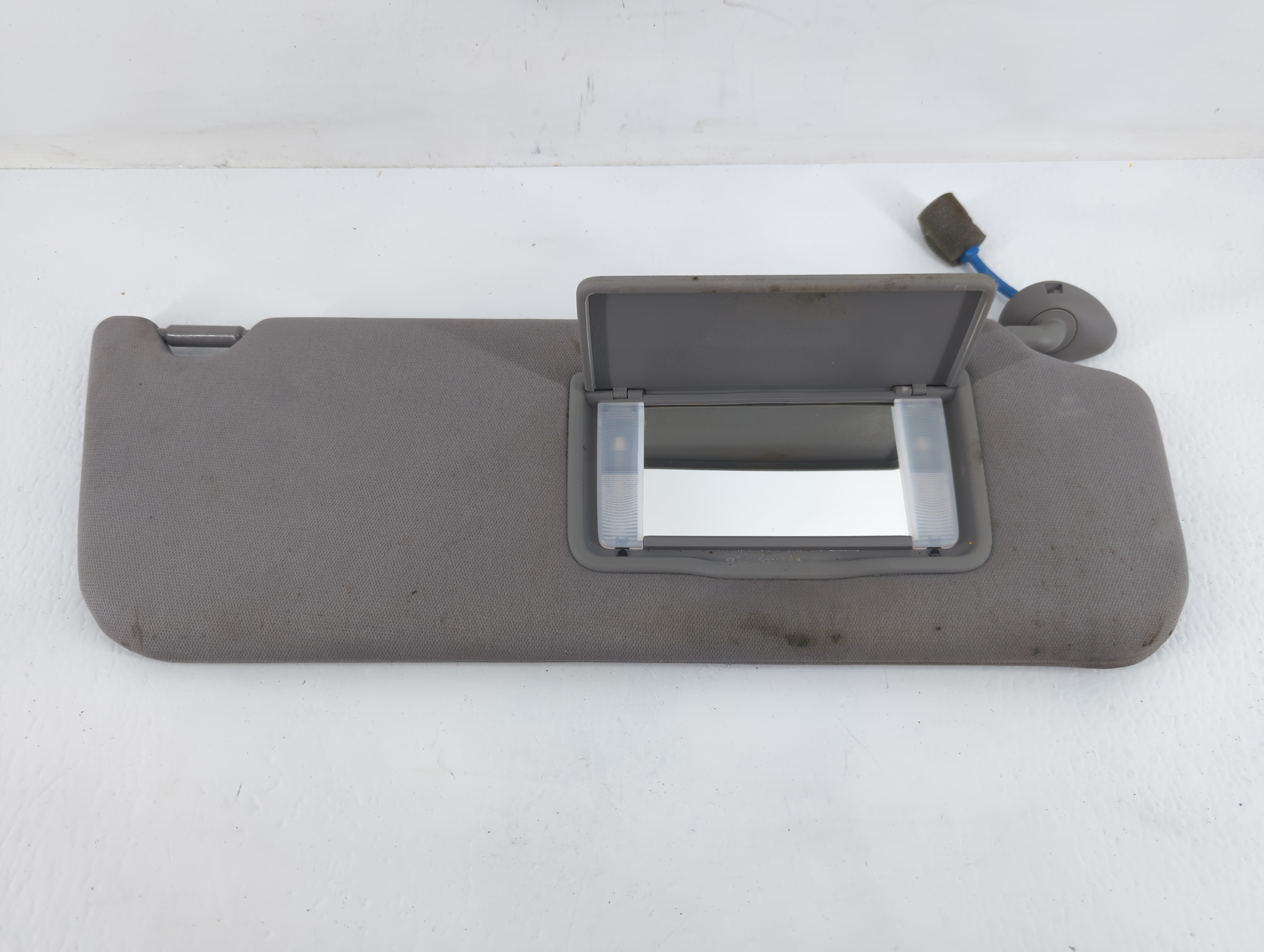 2018 Honda Odyssey Passenger Sun Visor Mirror Right Sunvisor Grey 672915 - Oemusedautoparts1.com