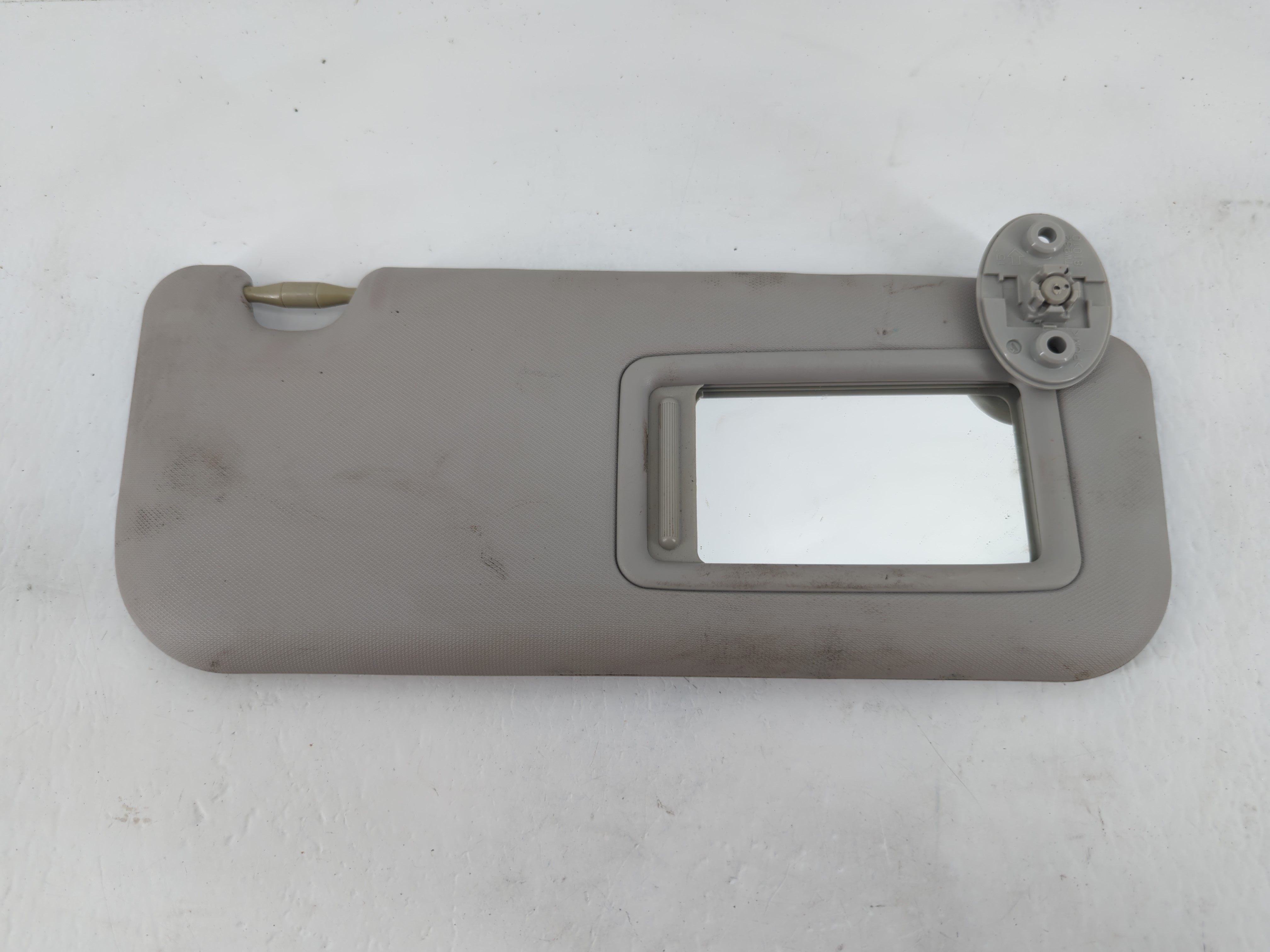 2014-2016 Toyota Corolla Passenger Sun Visor Mirror Right Sunvisor 673236 - Oemusedautoparts1.com