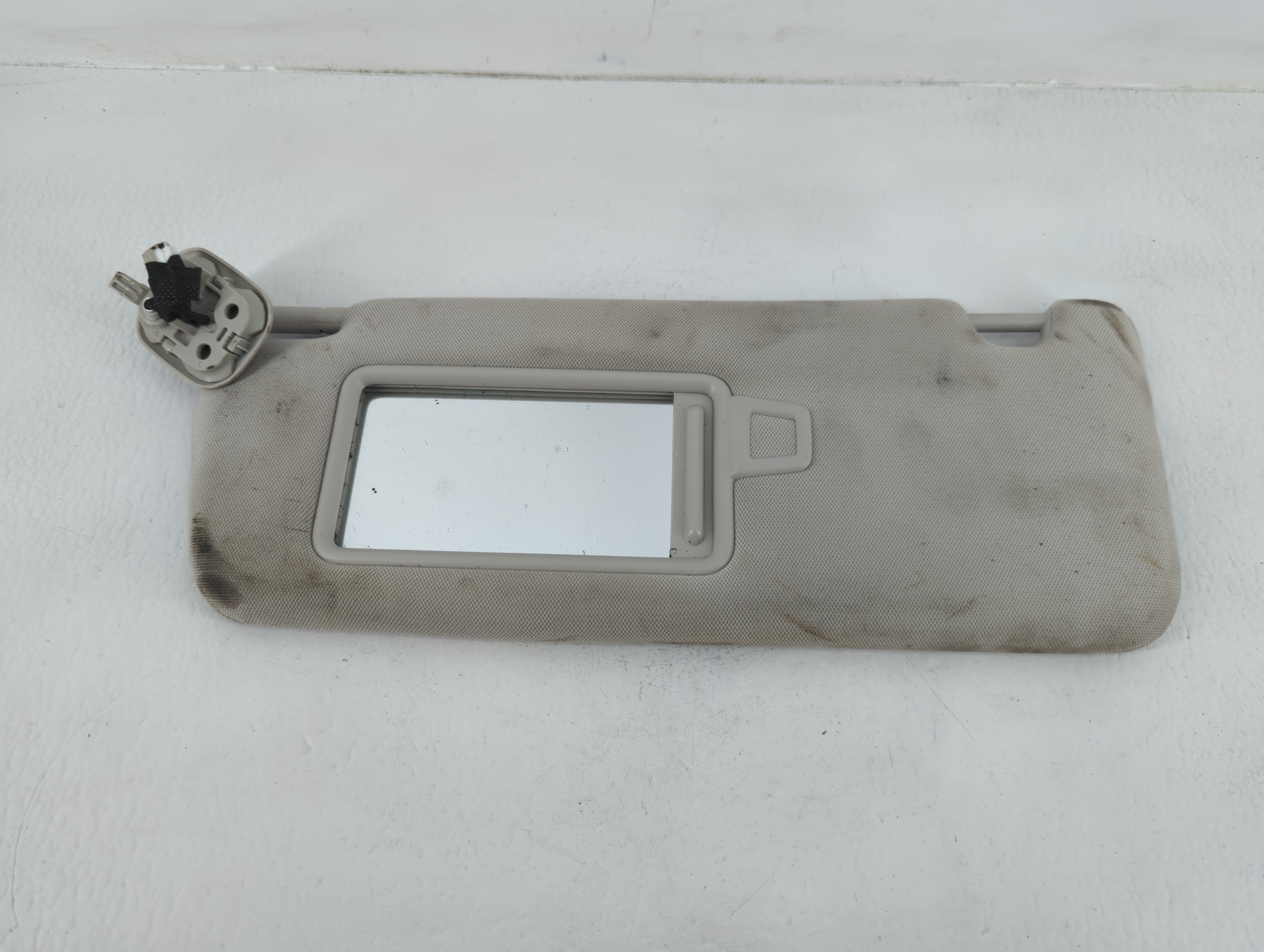 2018-2020 Kia Stinger Driver Sun Visor Mirror Left Sunvisor Grey 673723 - Oemusedautoparts1.com
