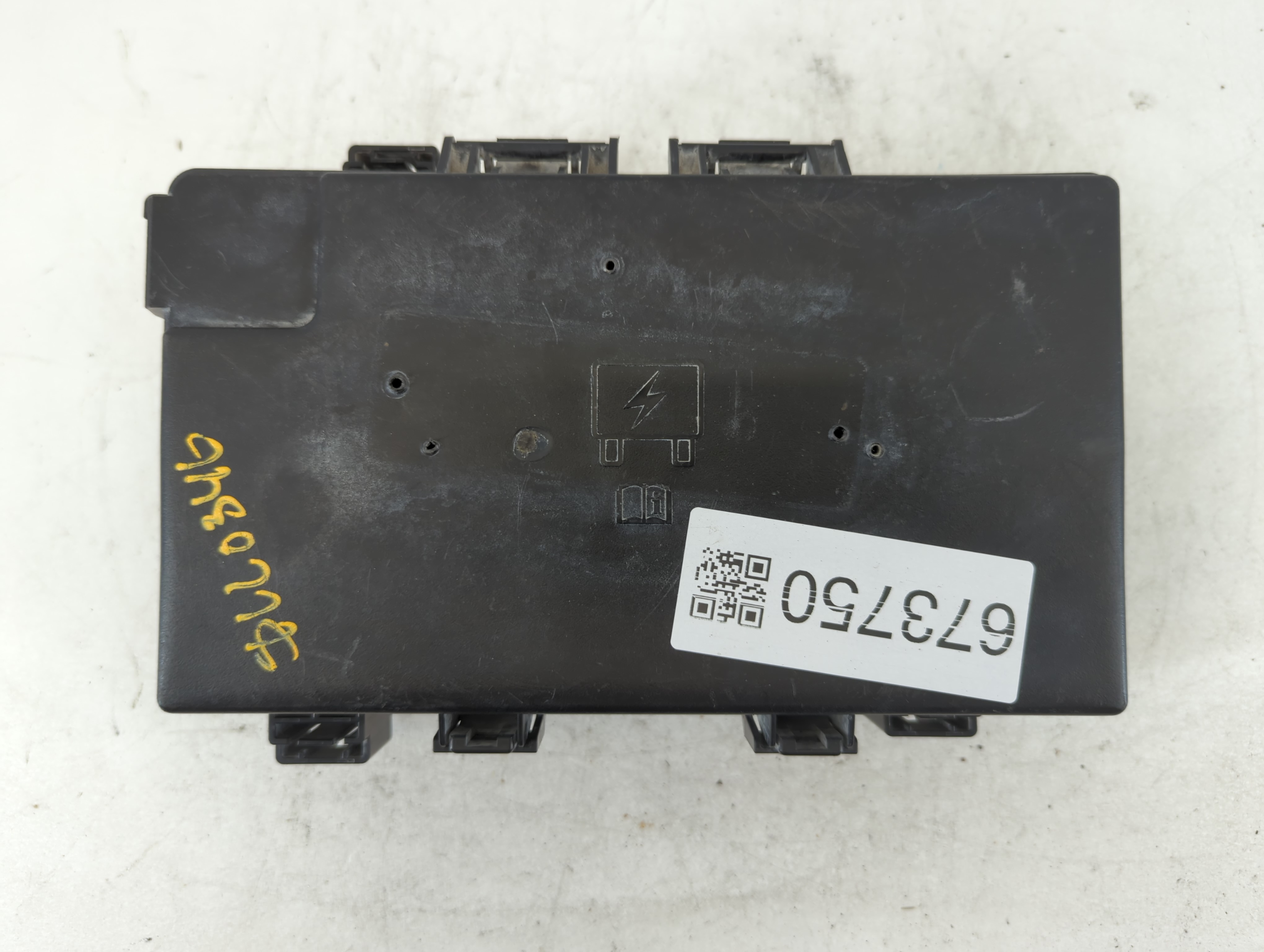 Picture of 2015 Dodge Ram 1500 Fusebox Fuse Box Relay Module P68243259ab A 673750