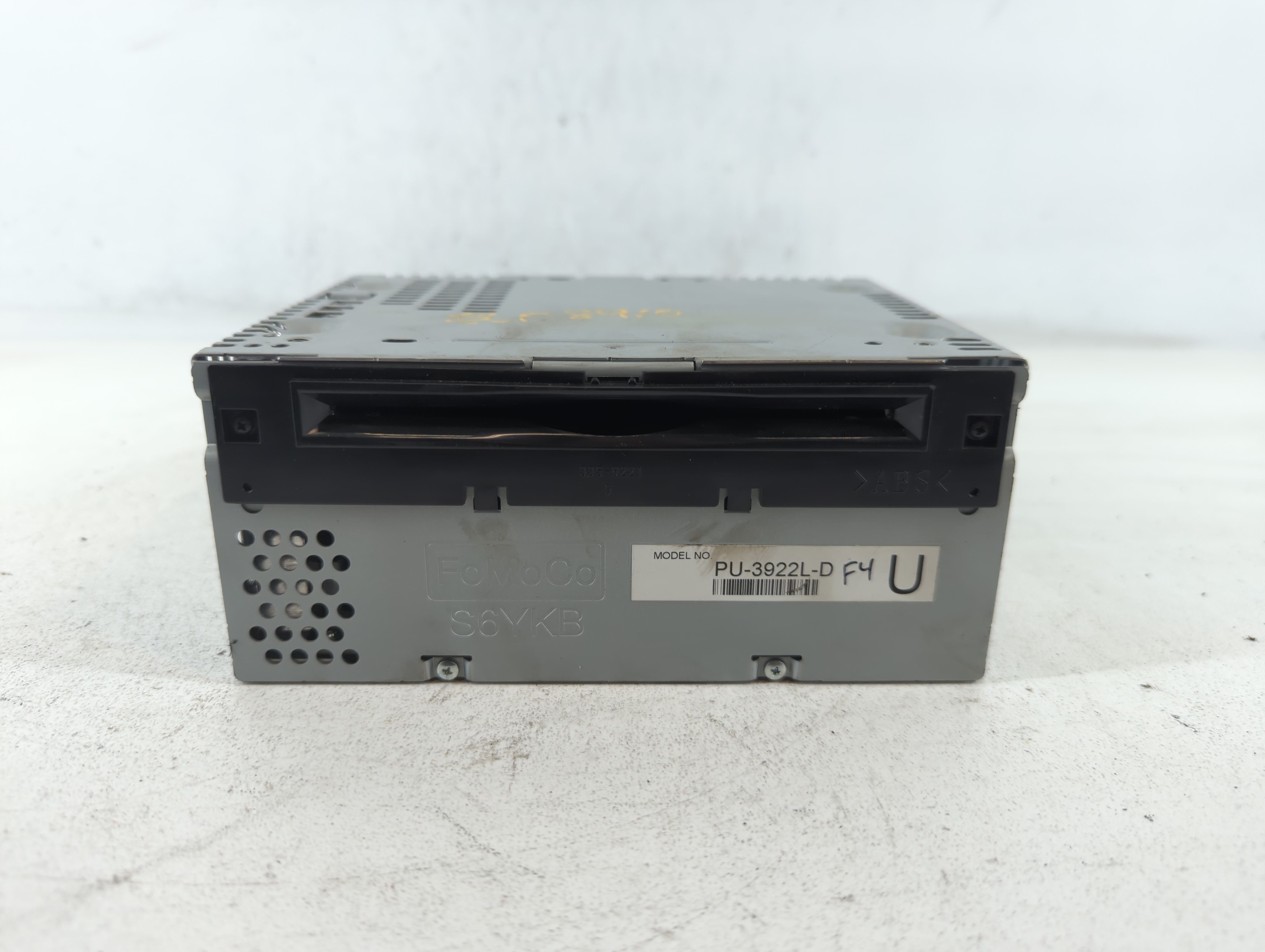 2017 Ford Explorer Am Fm Cd Player Radio Receiver 673805 - Oemusedautoparts1.com
