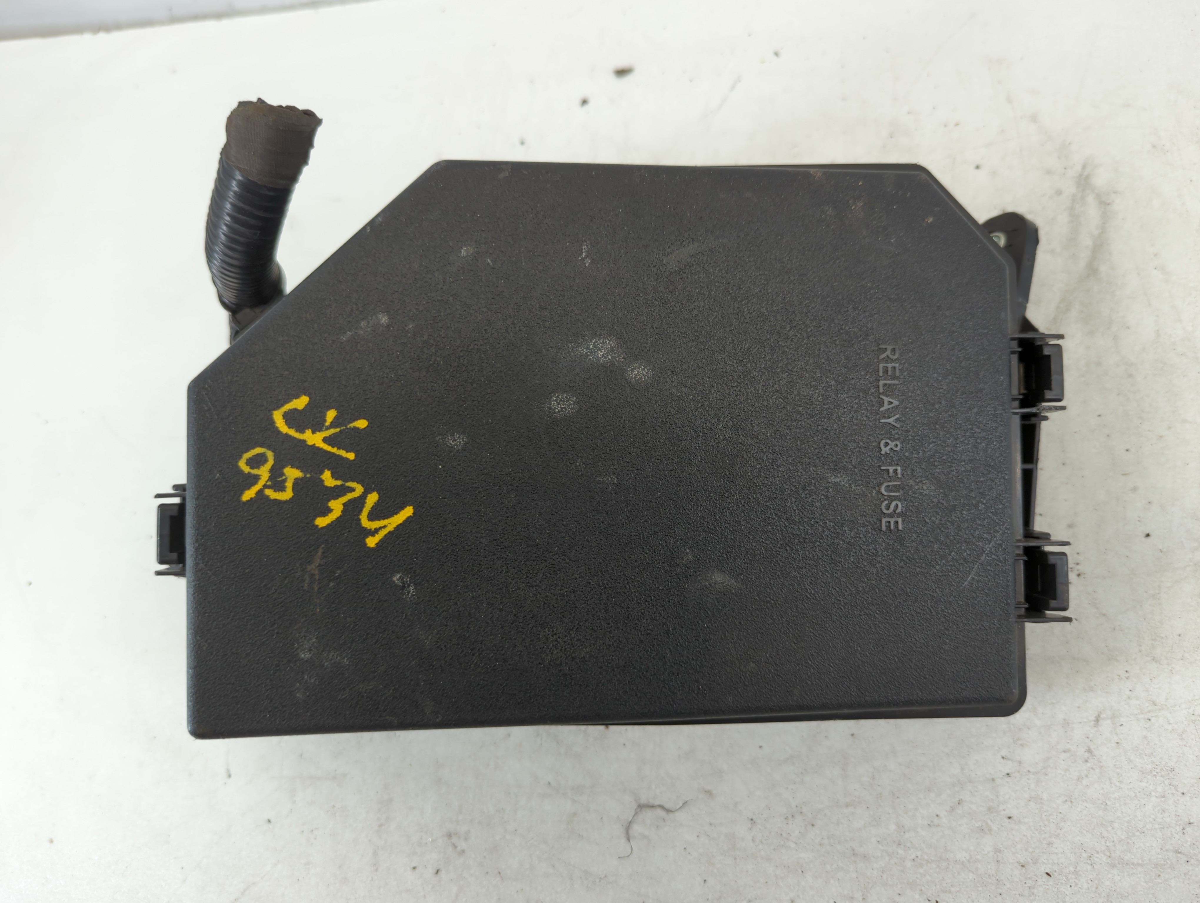 Picture of 2020-2022 Toyota Corolla Fusebox Fuse Box Relay Module 82641-47050-a 674149