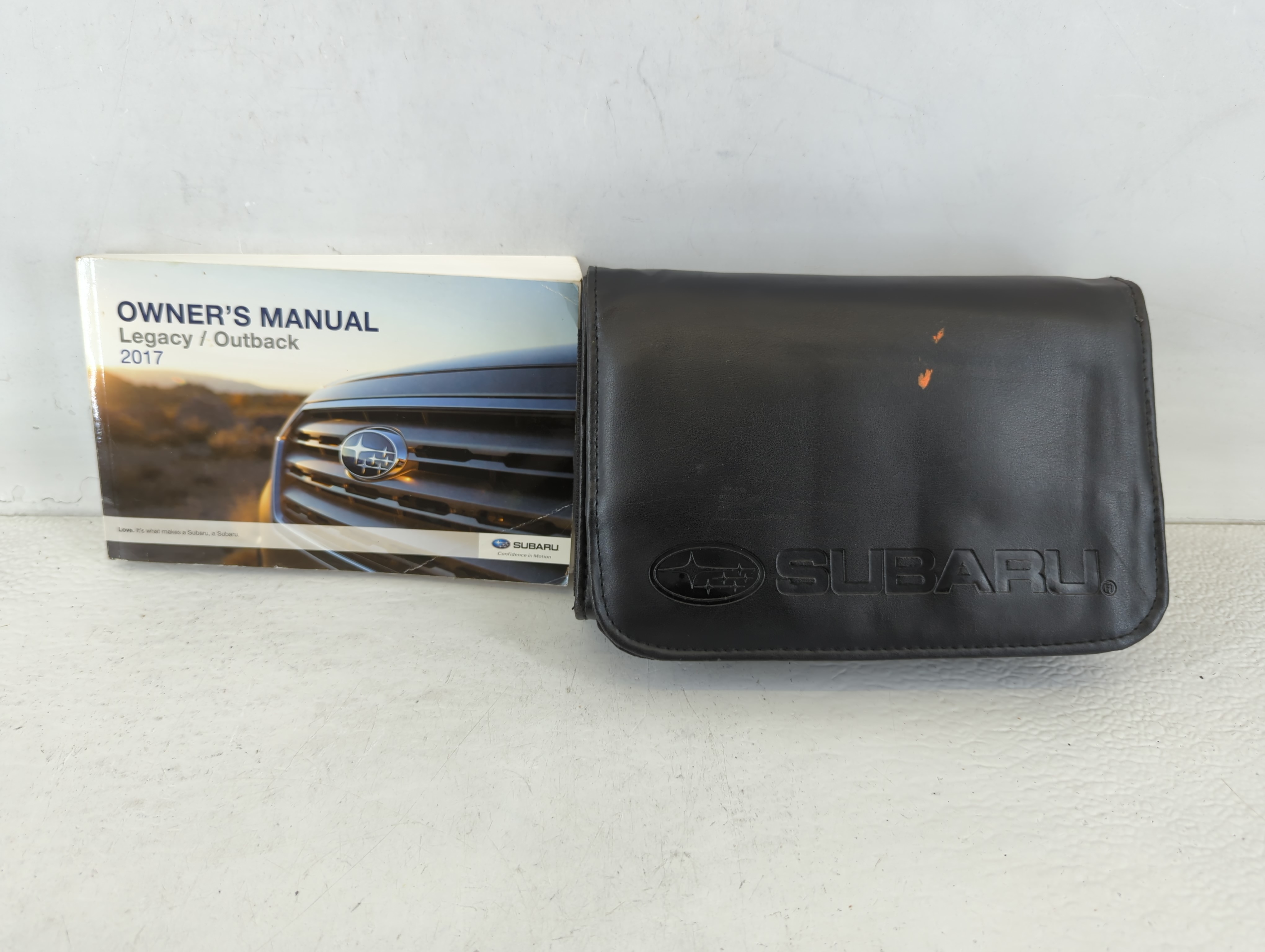 2017 Subaru Legacy Owners Manual Book Guide 674889 - Oemusedautoparts1.com