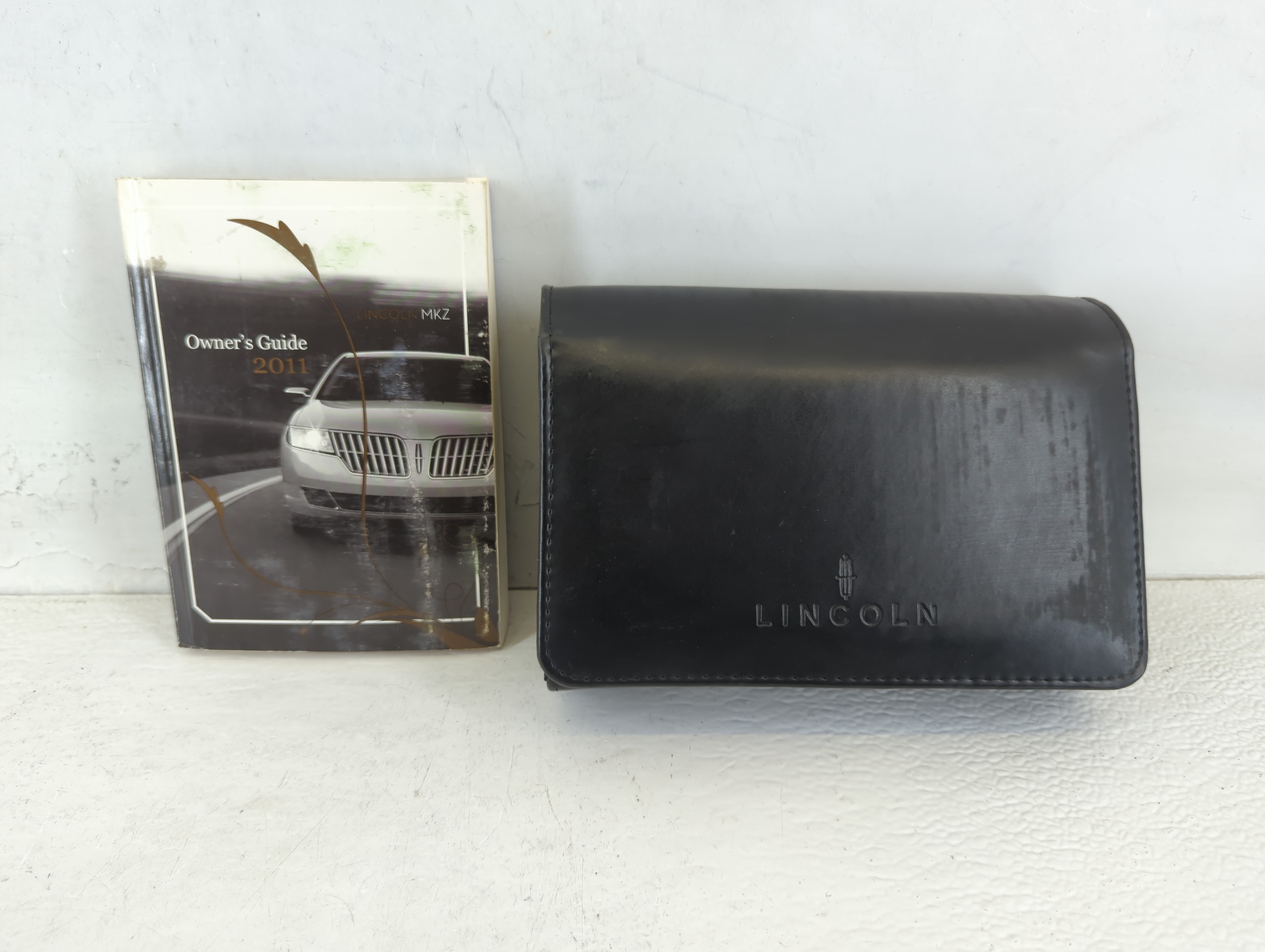 2011 Lincoln Mkz Owners Manual Book Guide 674902 - Oemusedautoparts1.com