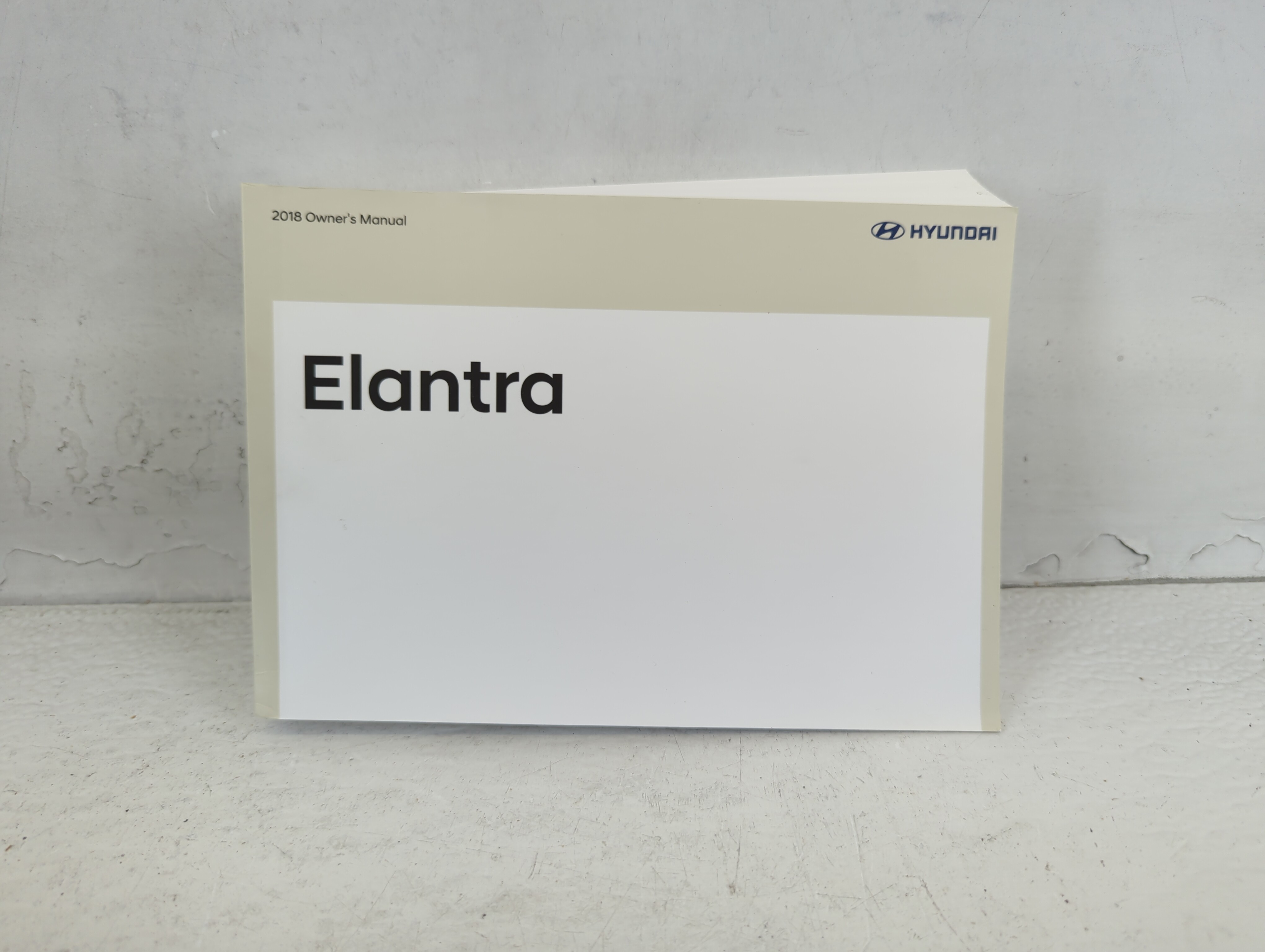 2018 Hyundai Elantra Owners Manual Book Guide 674944 - Oemusedautoparts1.com