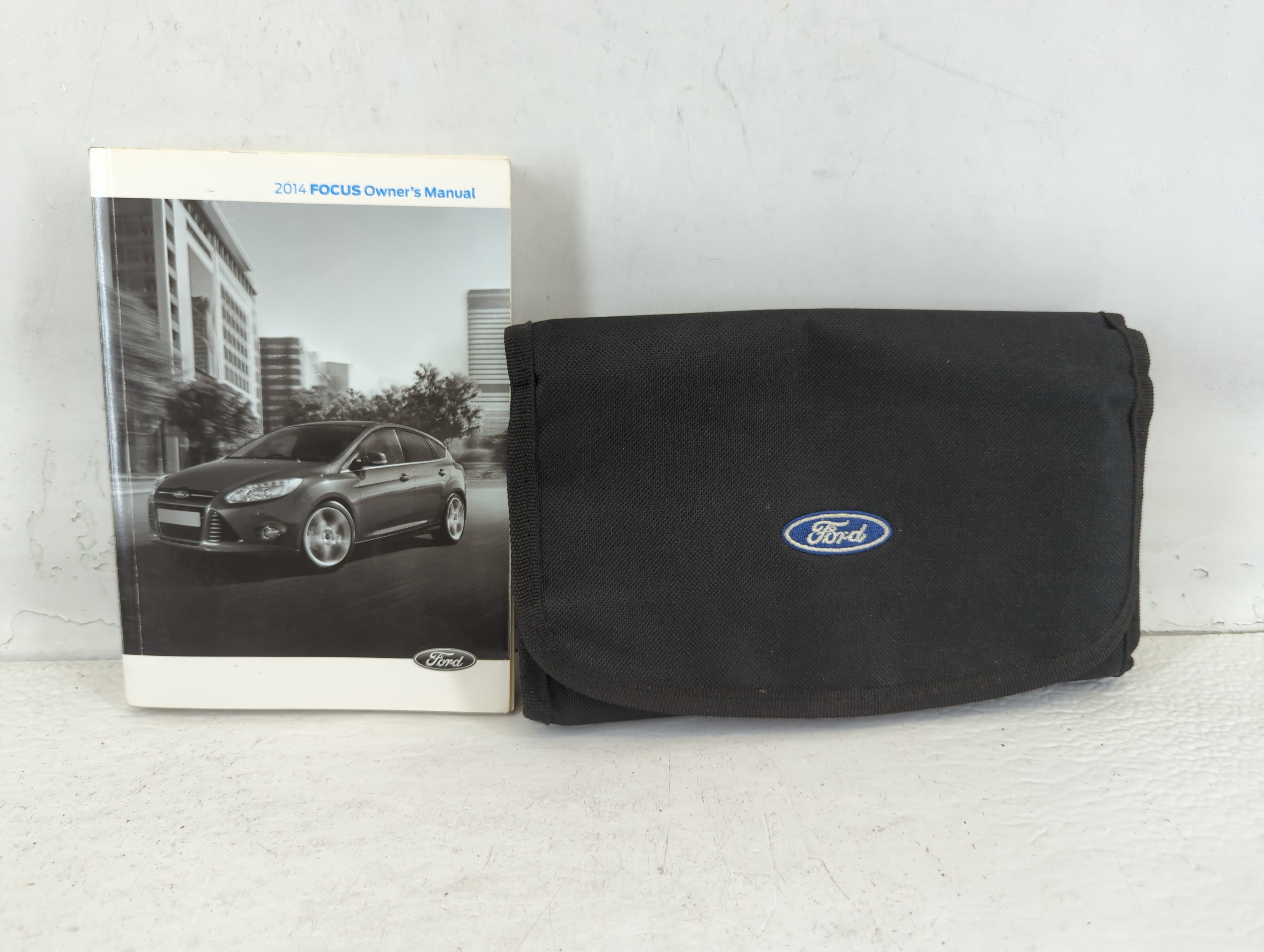 Picture of 2014 Ford Focus Owners Manual Book Guide 674946