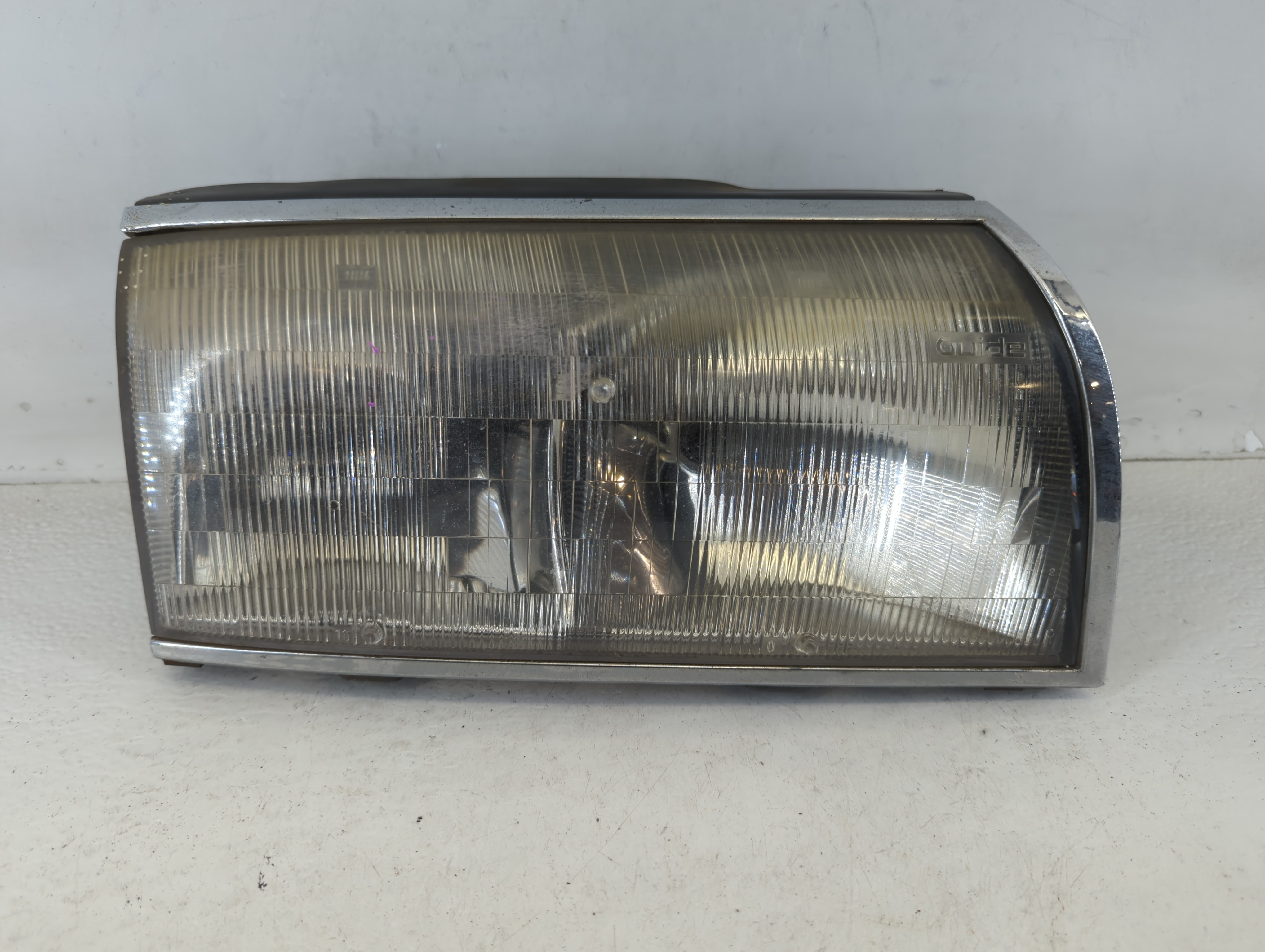 1992 Oldsmobile Delta 88 Driver Left Oem Head Light Headlight Lamp 675331 - Oemusedautoparts1.com