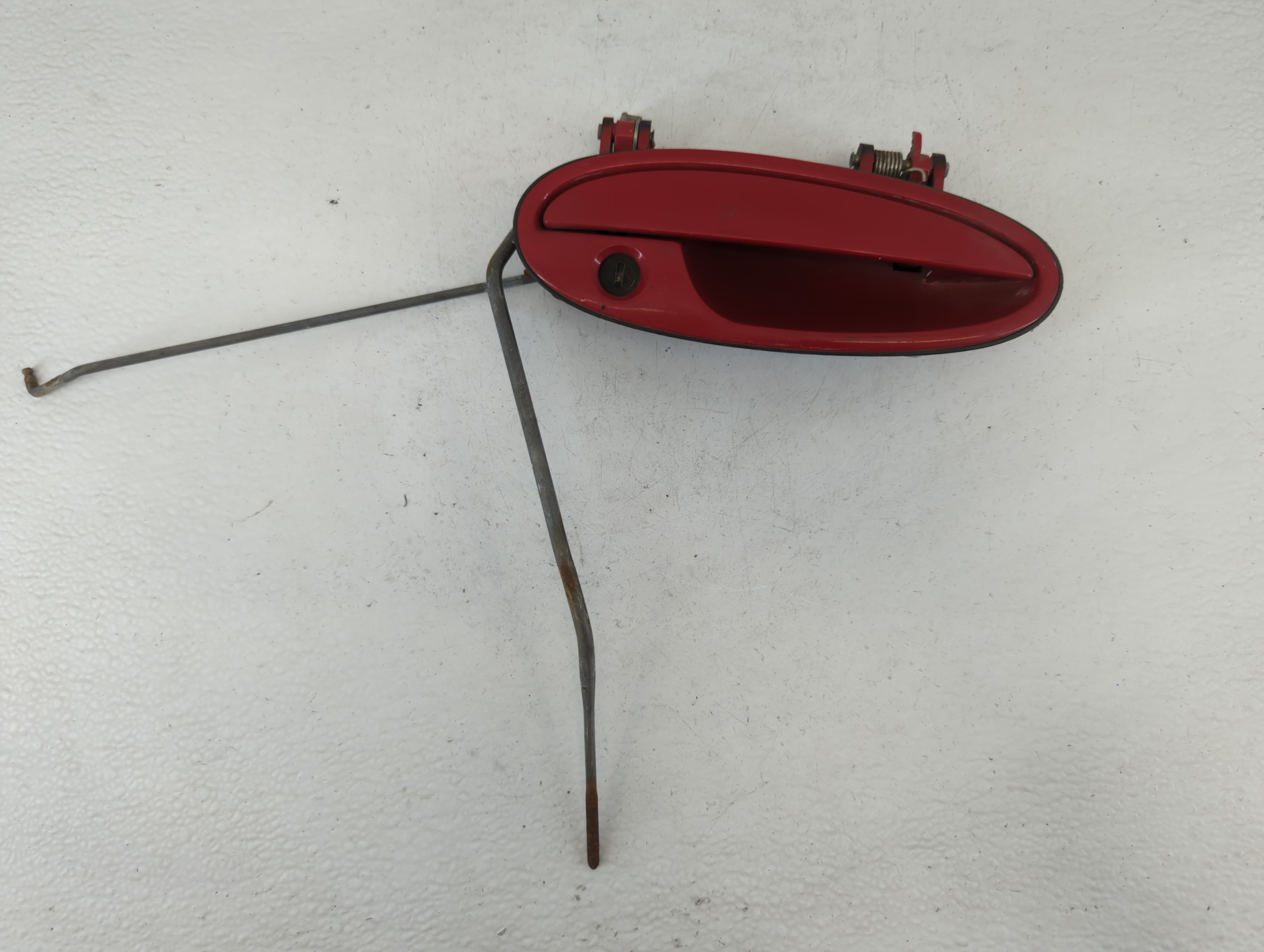 1997 Volkswagen Pointer Passenger Front Right Door Handle Exterior Assembly 675363 - Oemusedautoparts1.com