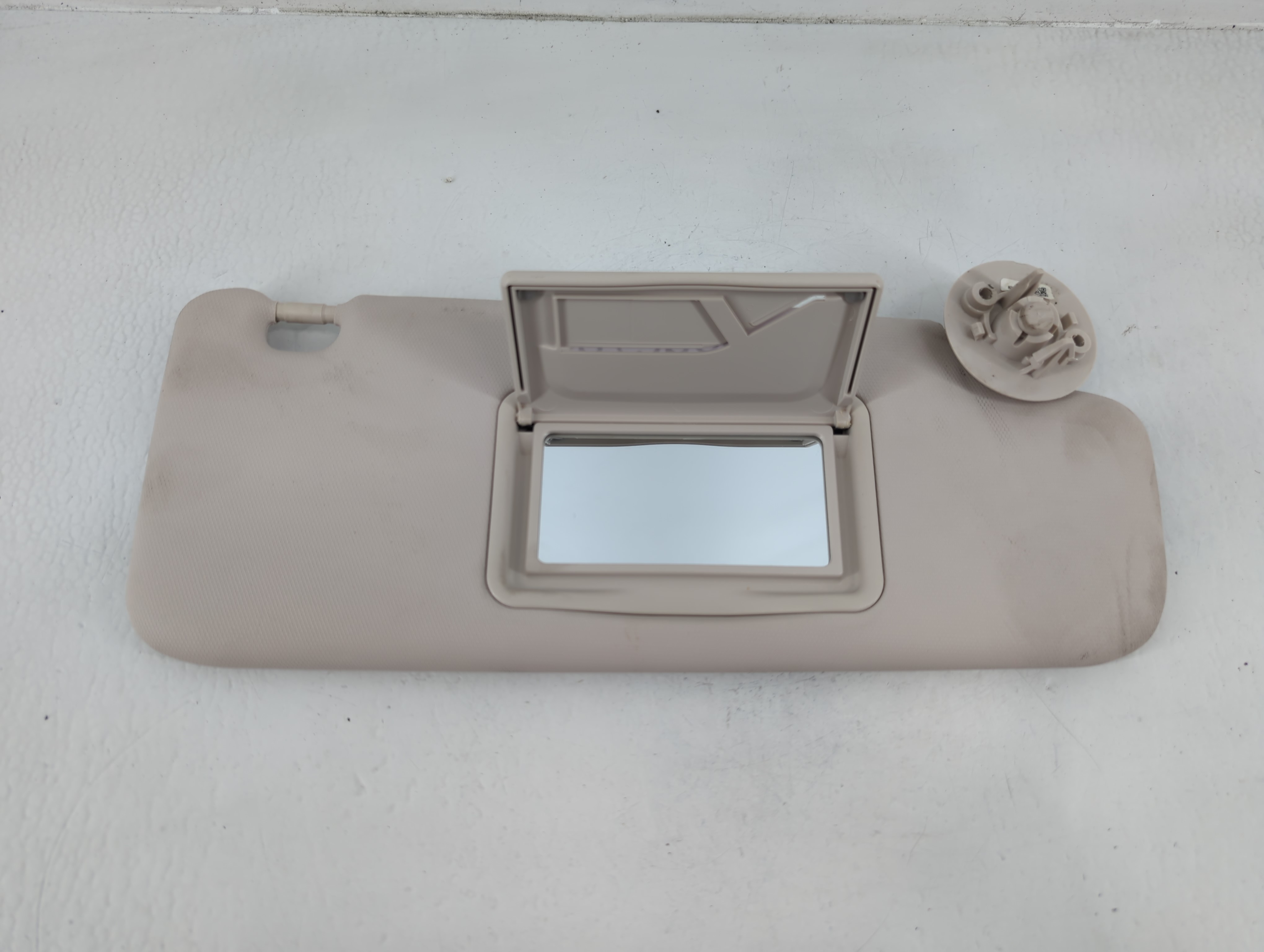 Picture of 2018-2020 Buick Enclave Driver Sun Visor Mirror Left Sunvisor Ivory 675688