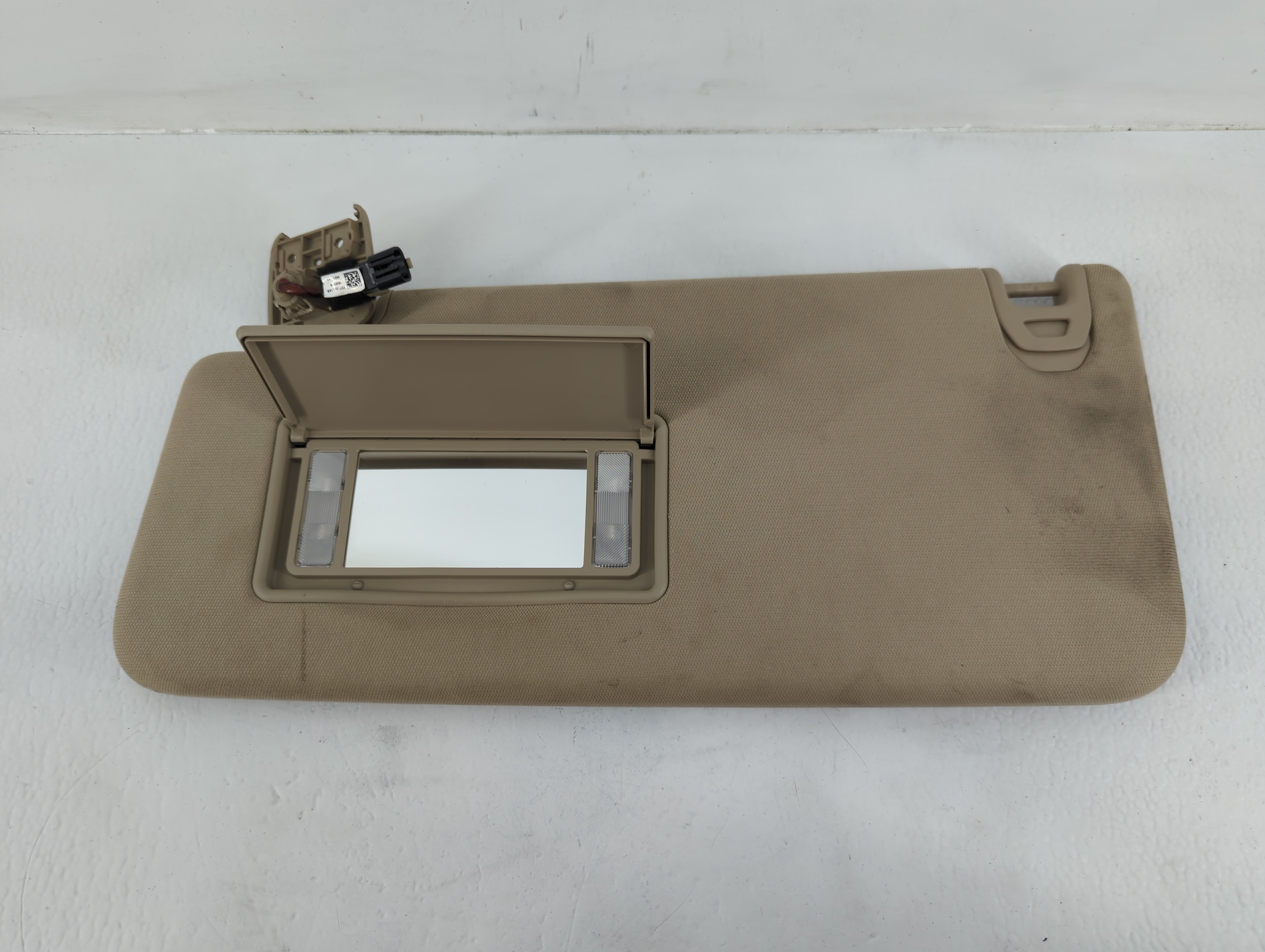 Picture of Dodge Ram 1500 Driver Sun Visor Mirror Left Sunvisor Beige 675895