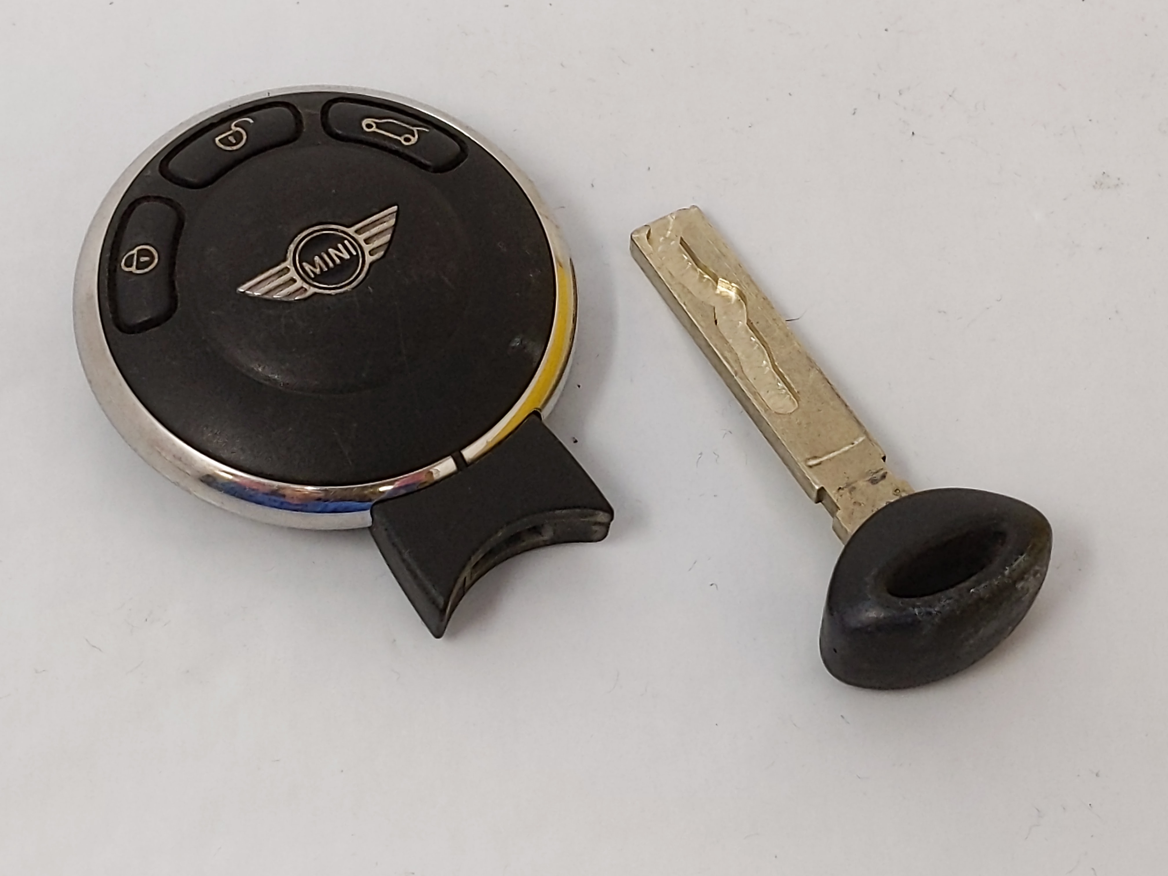 Picture of Mini Cooper Keyless Entry Remote Fob Iyzkeyr5602   3 456 368-01|3456368-01 67613