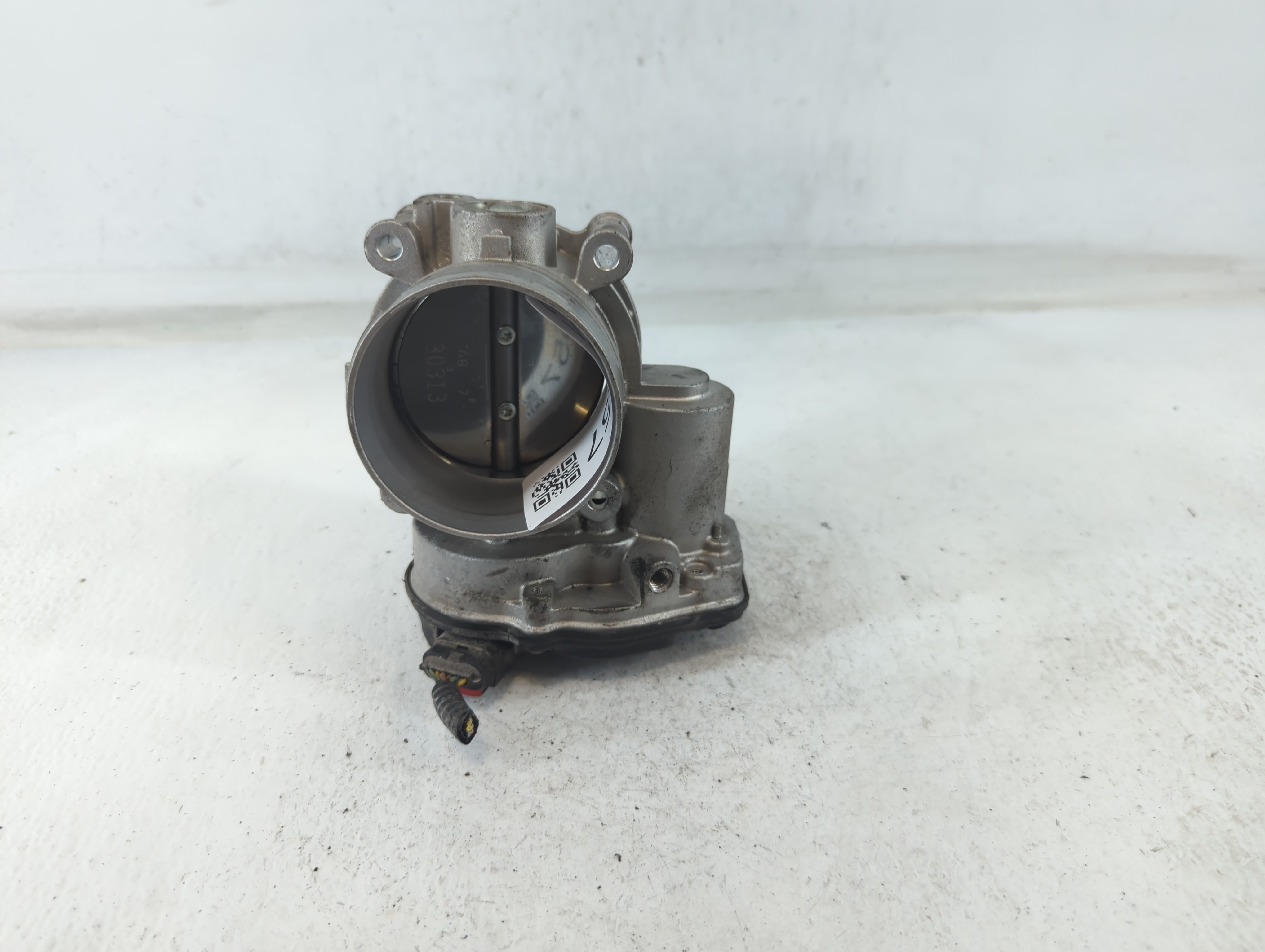 Picture of 2011-2017 Ford Mustang Throttle Body 676557
