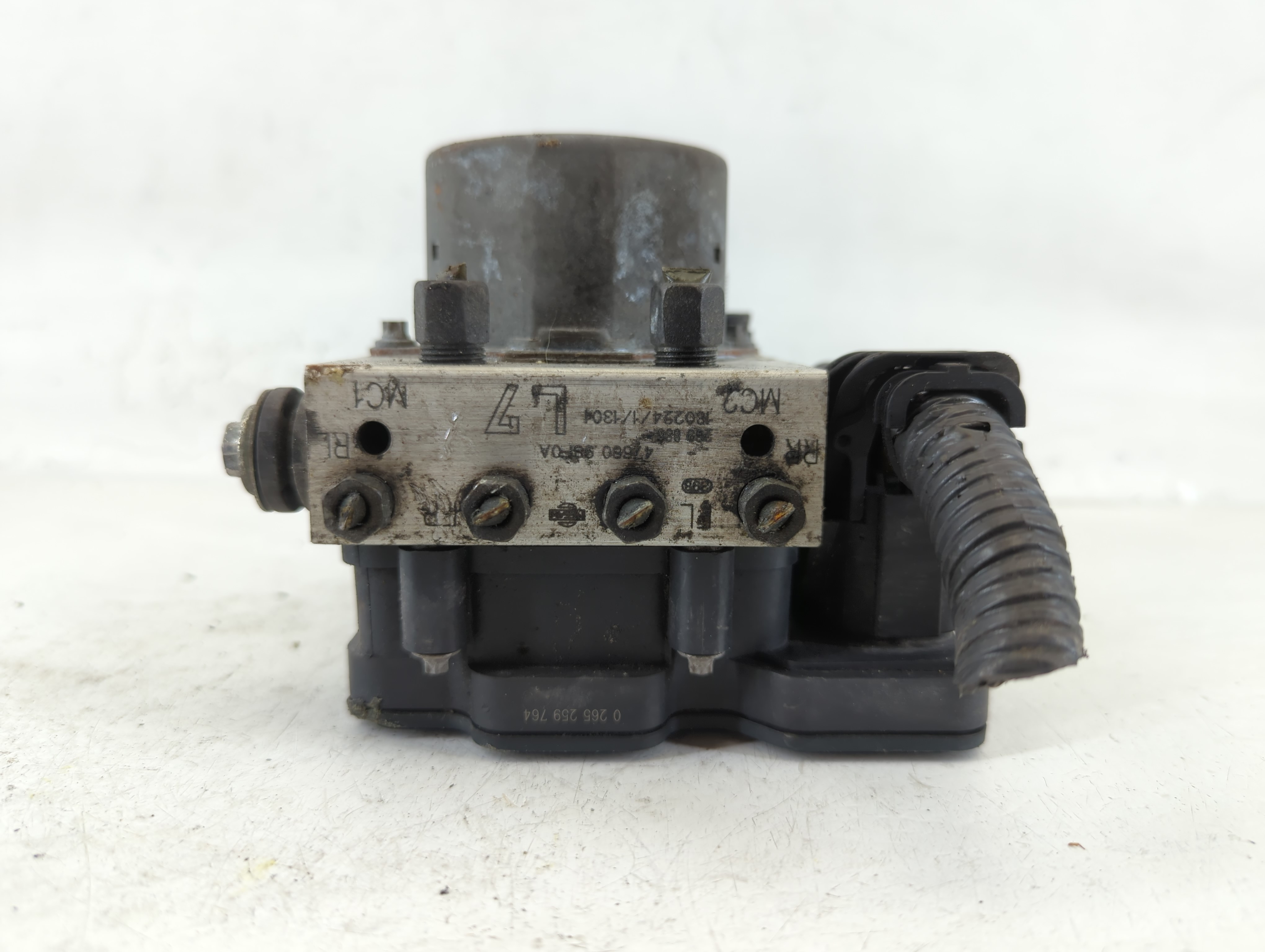 2018 Nissan Nv200 Abs Pump Control Module 676725 - Oemusedautoparts1.com