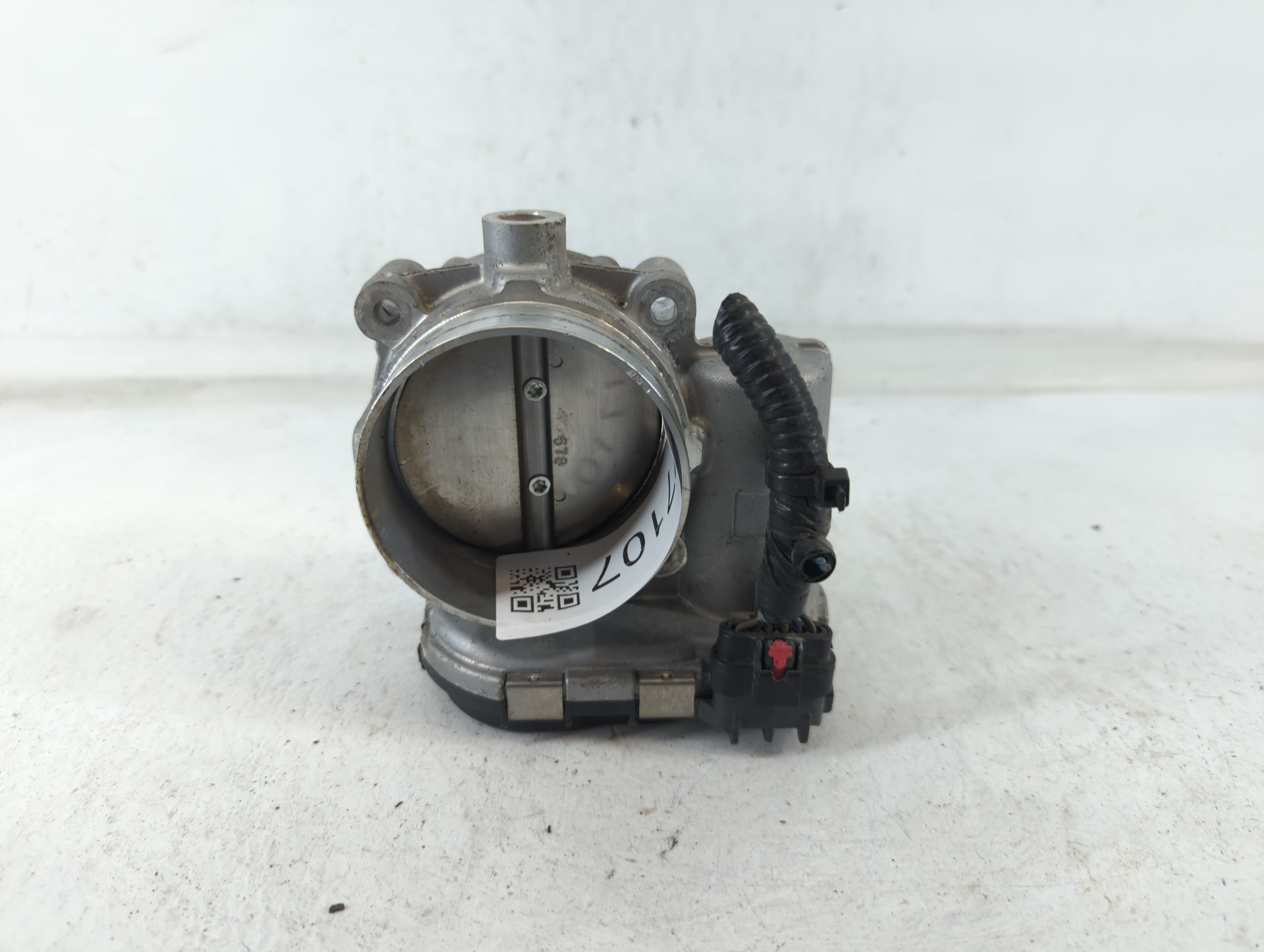Picture of Dodge Caravan Throttle Body 677107