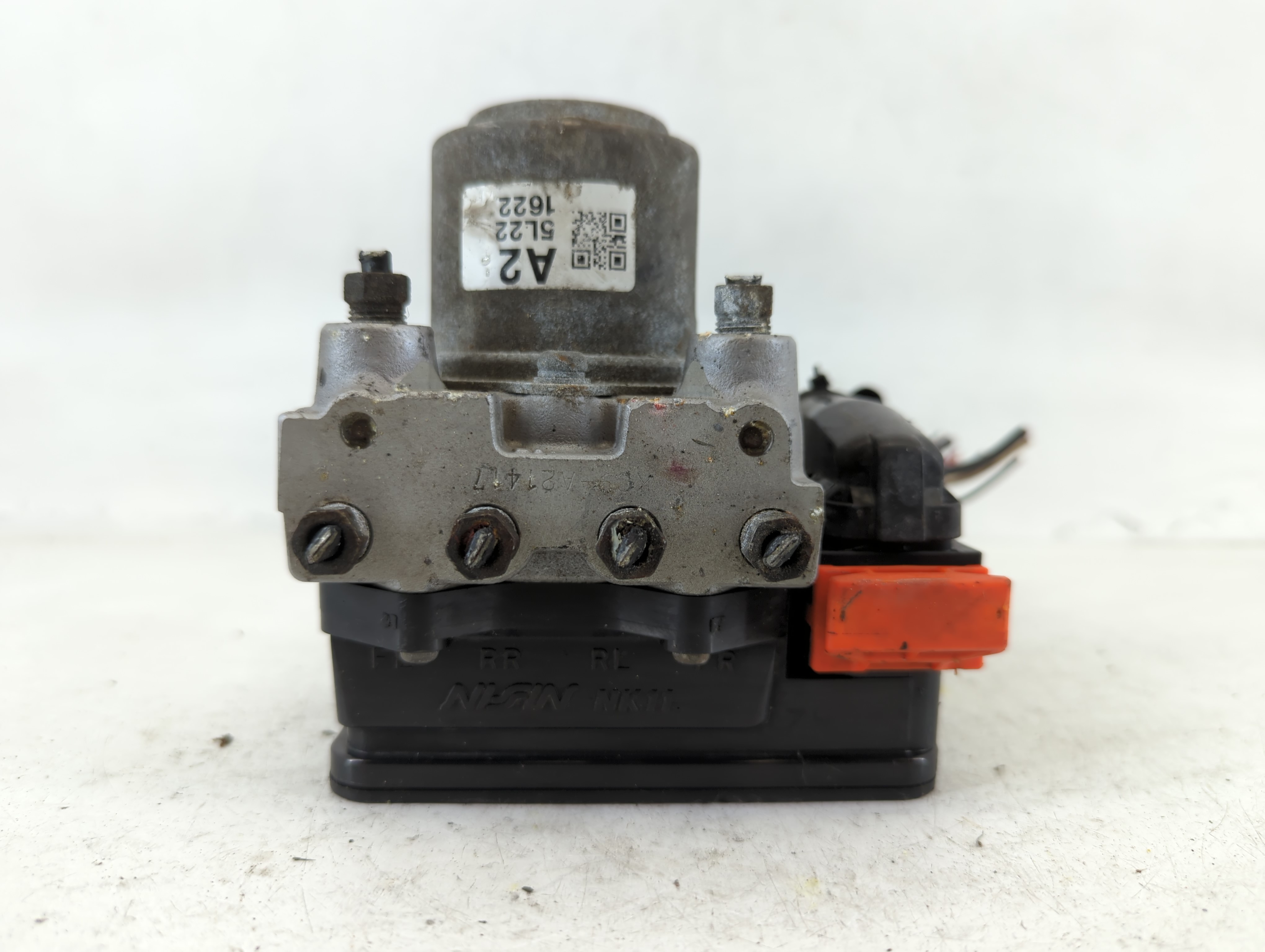 2003-2005 Mercedes-benz C320 Abs Pump Control Module 677362 - Oemusedautoparts1.com