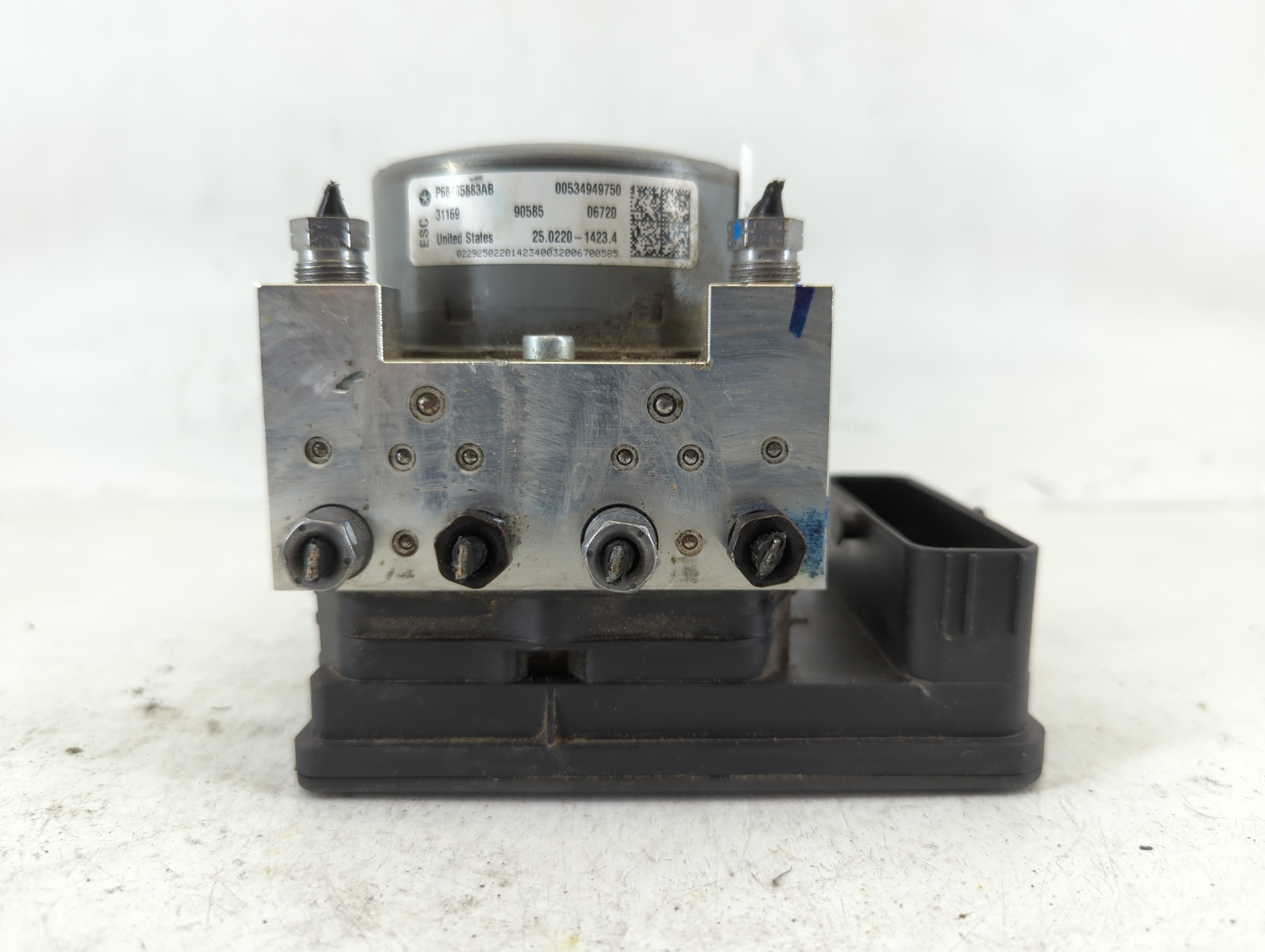 2020 Jeep Compass Abs Pump Control Module 677363 - Oemusedautoparts1.com