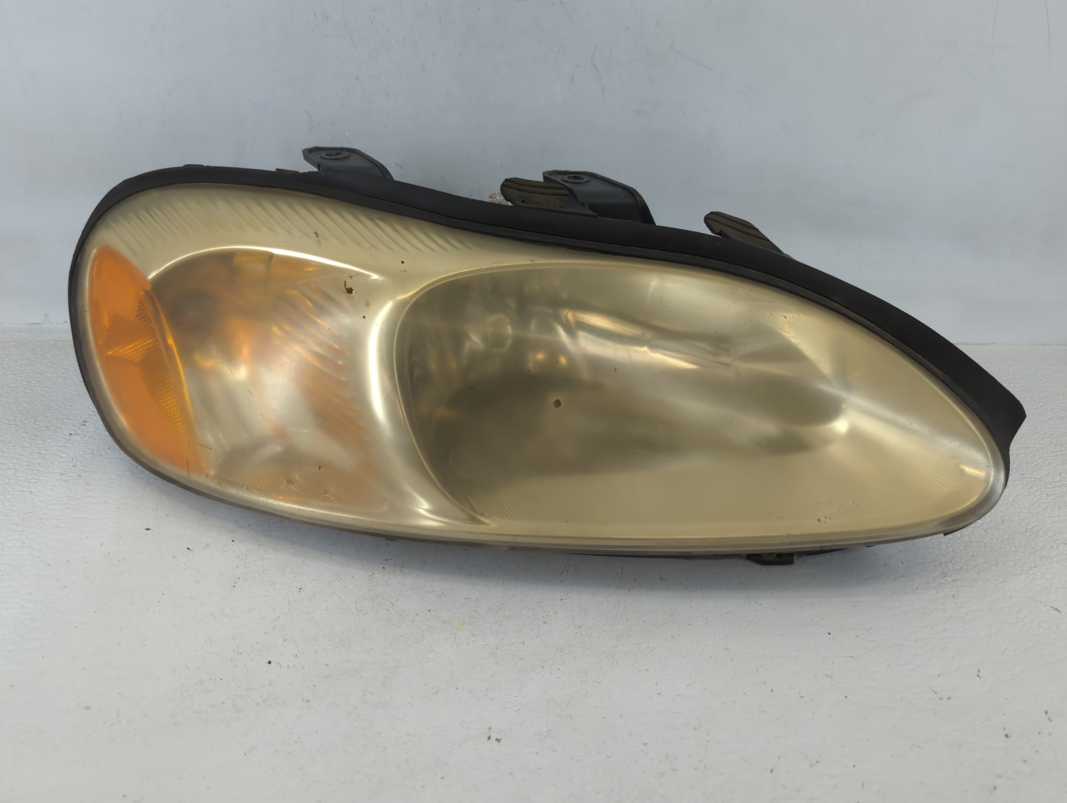 2001-2002 Chrysler Sebring Driver Left Oem Head Light Headlight Lamp 677577 - Oemusedautoparts1.com