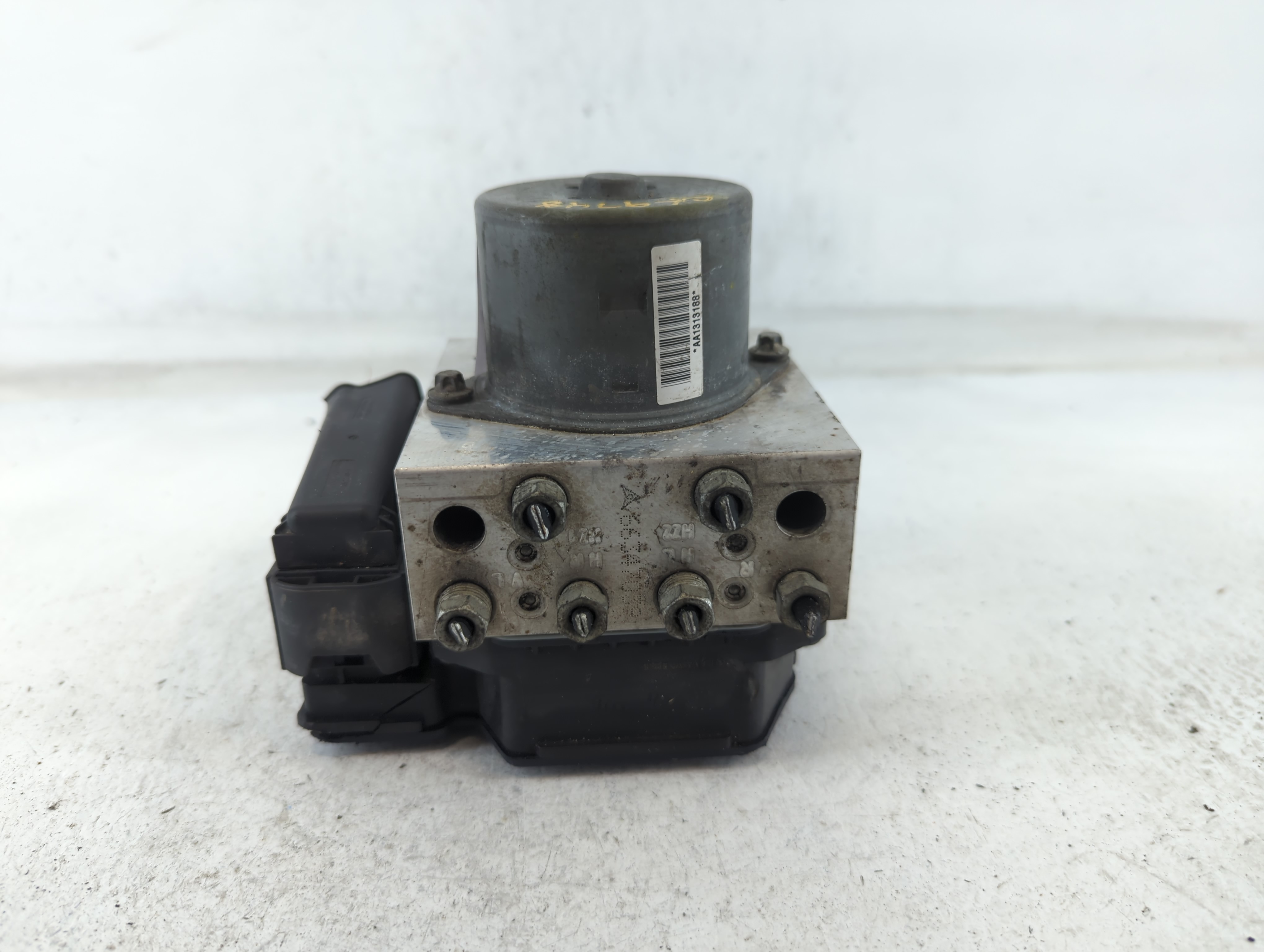 2007 Mini Cooper Abs Pump Control Module 677614 - Oemusedautoparts1.com