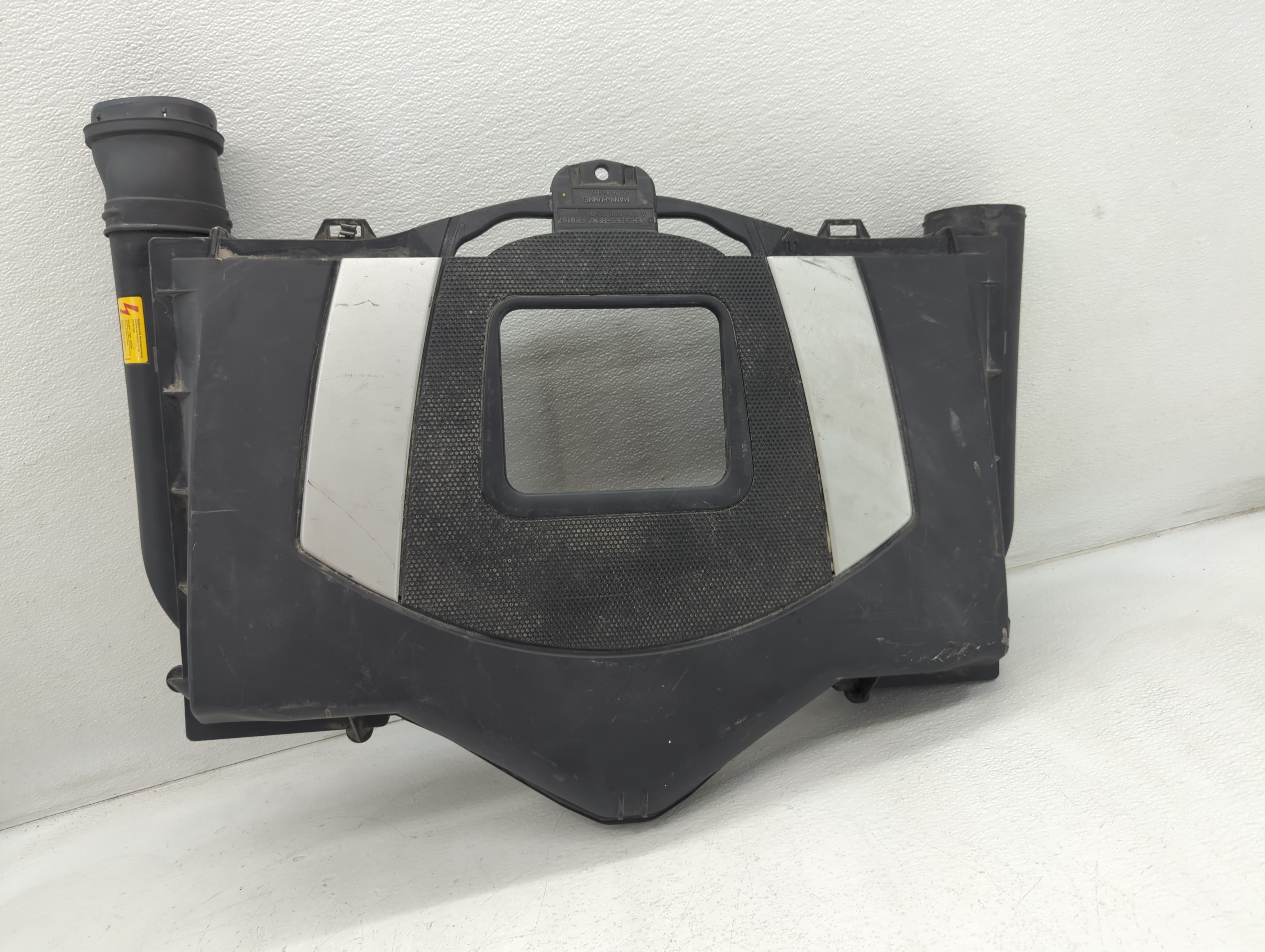 Picture of 2007-2011 Mercedes-benz S550 Air Cleaner Intake-duct Hose Tube 677661