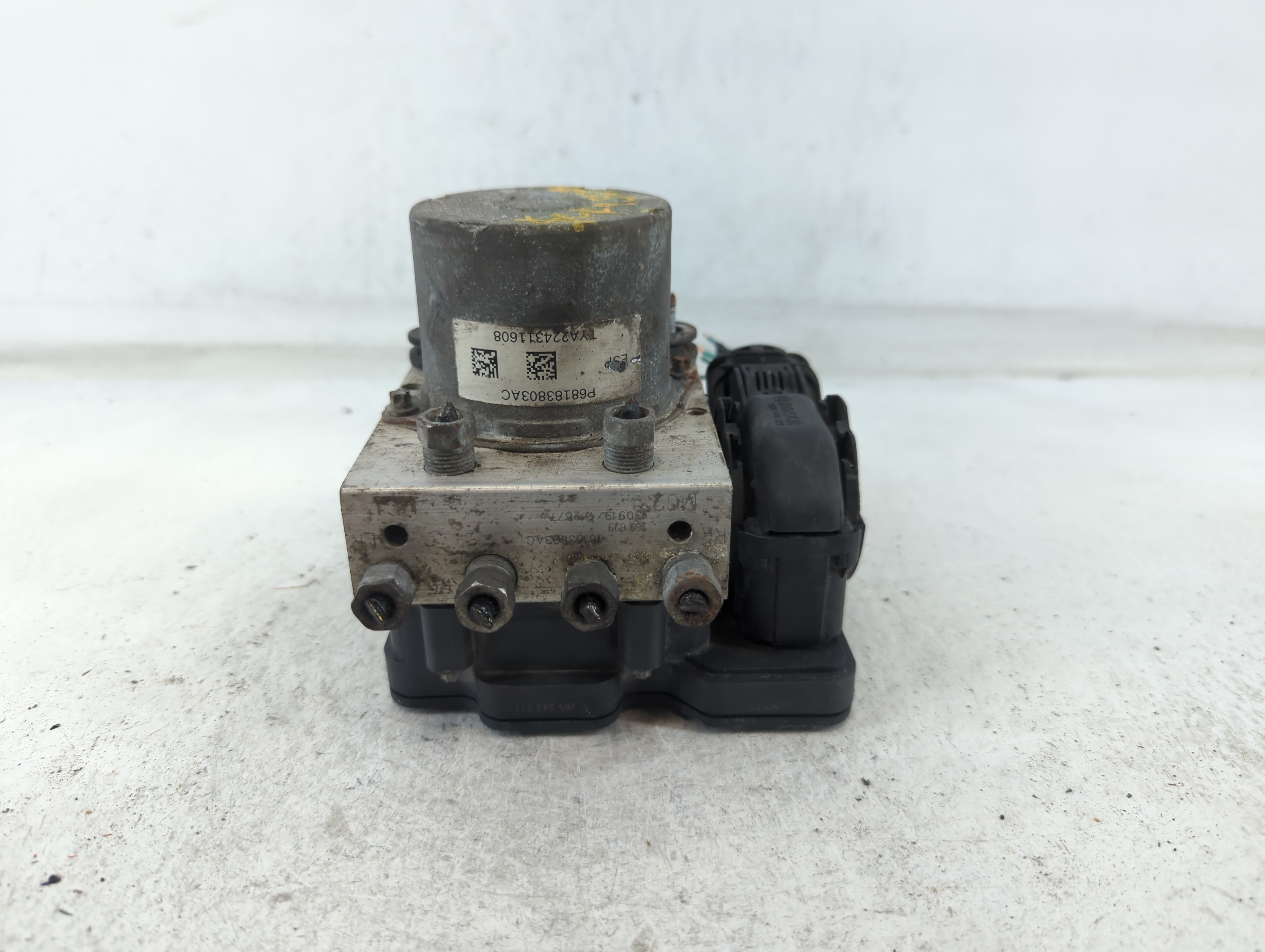 Picture of Dodge Caravan Abs Pump Control Module 677701