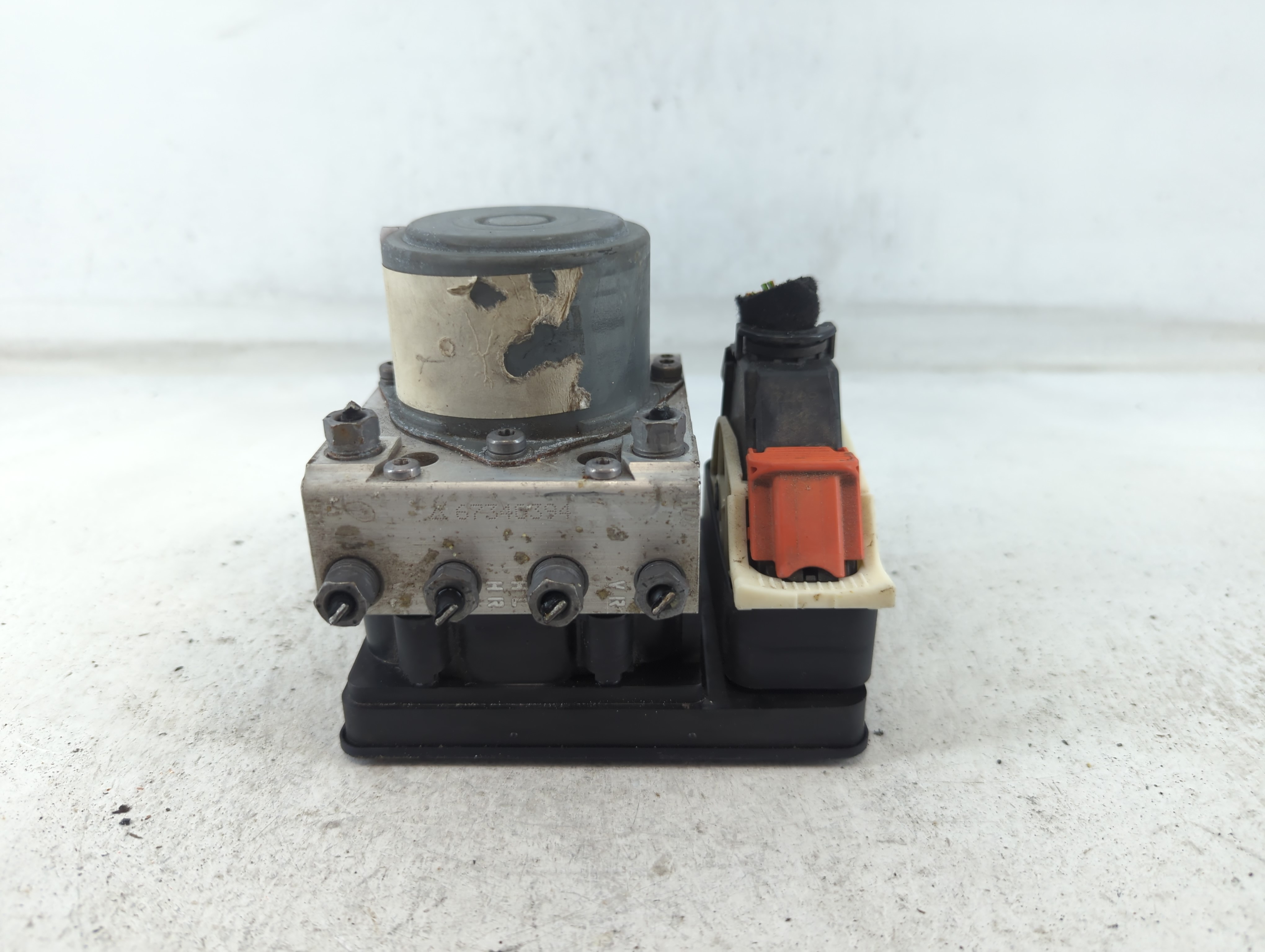 Picture of 2018-2019 Jeep Renegade Abs Pump Control Module 677702