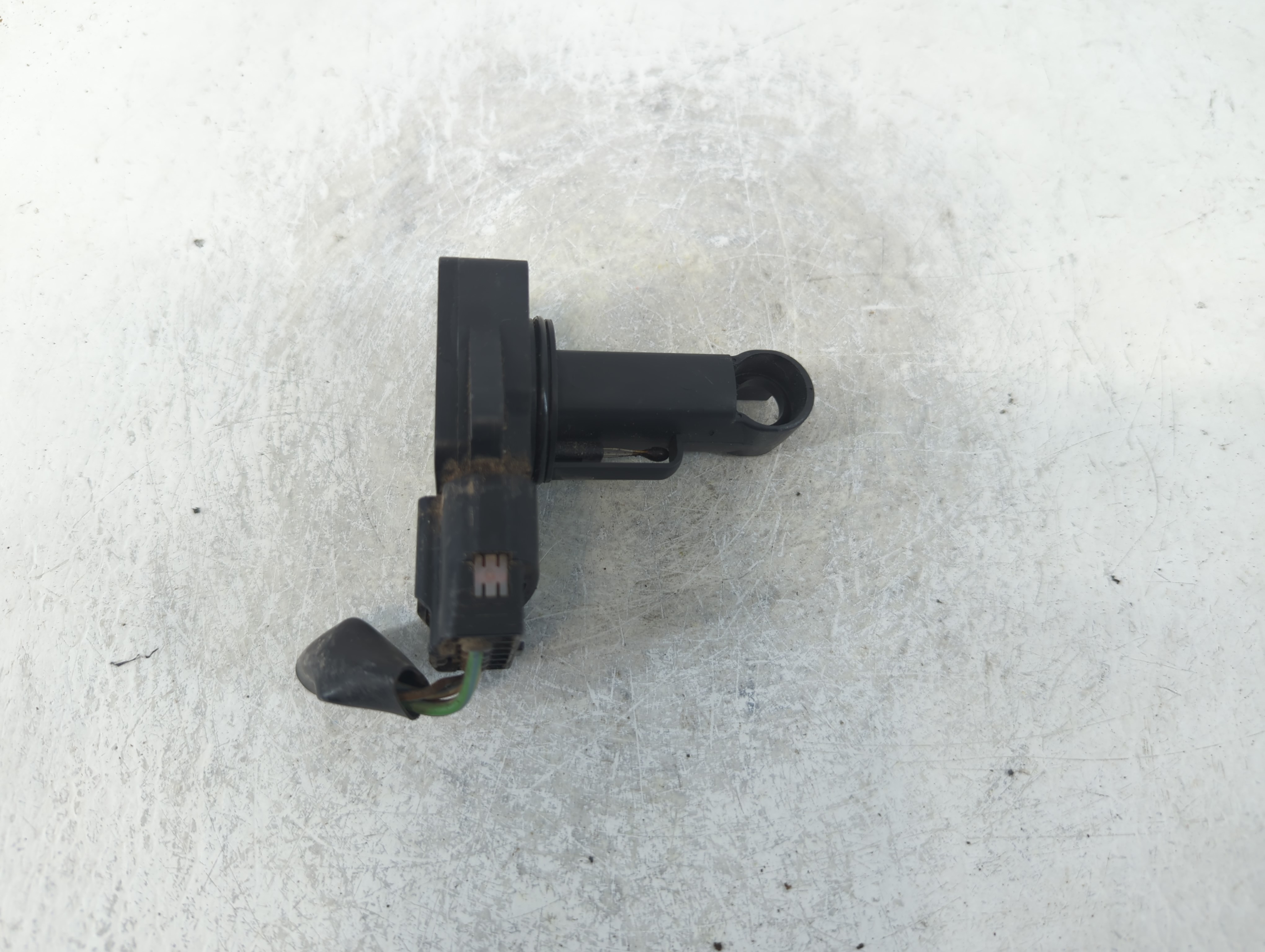 Picture of 2004-2013 Mazda 3 Mass Air Flow Meter Maf 677927
