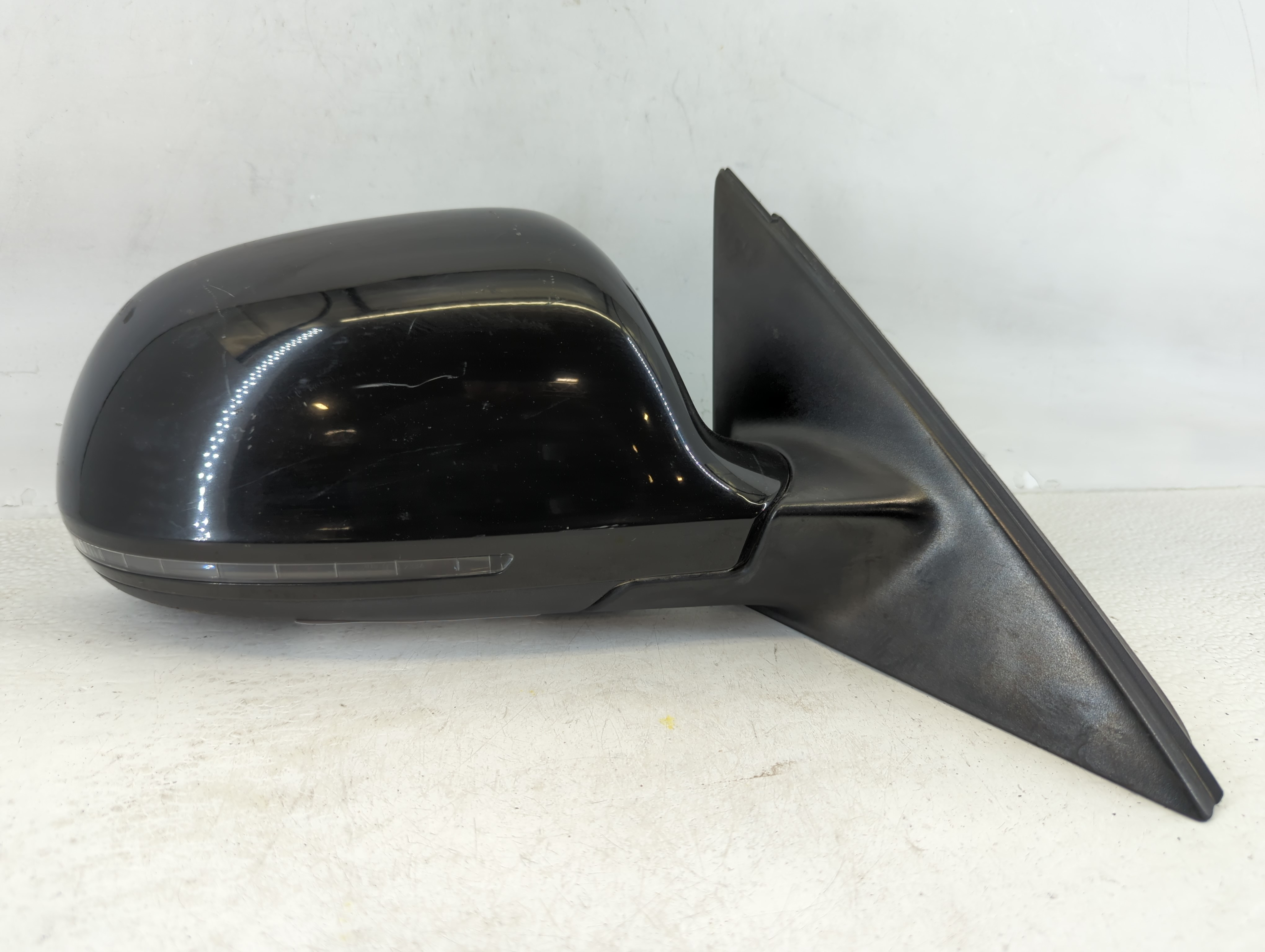 Picture of Audi A4 Passenger Right Side View Power Door Mirror Black 678221