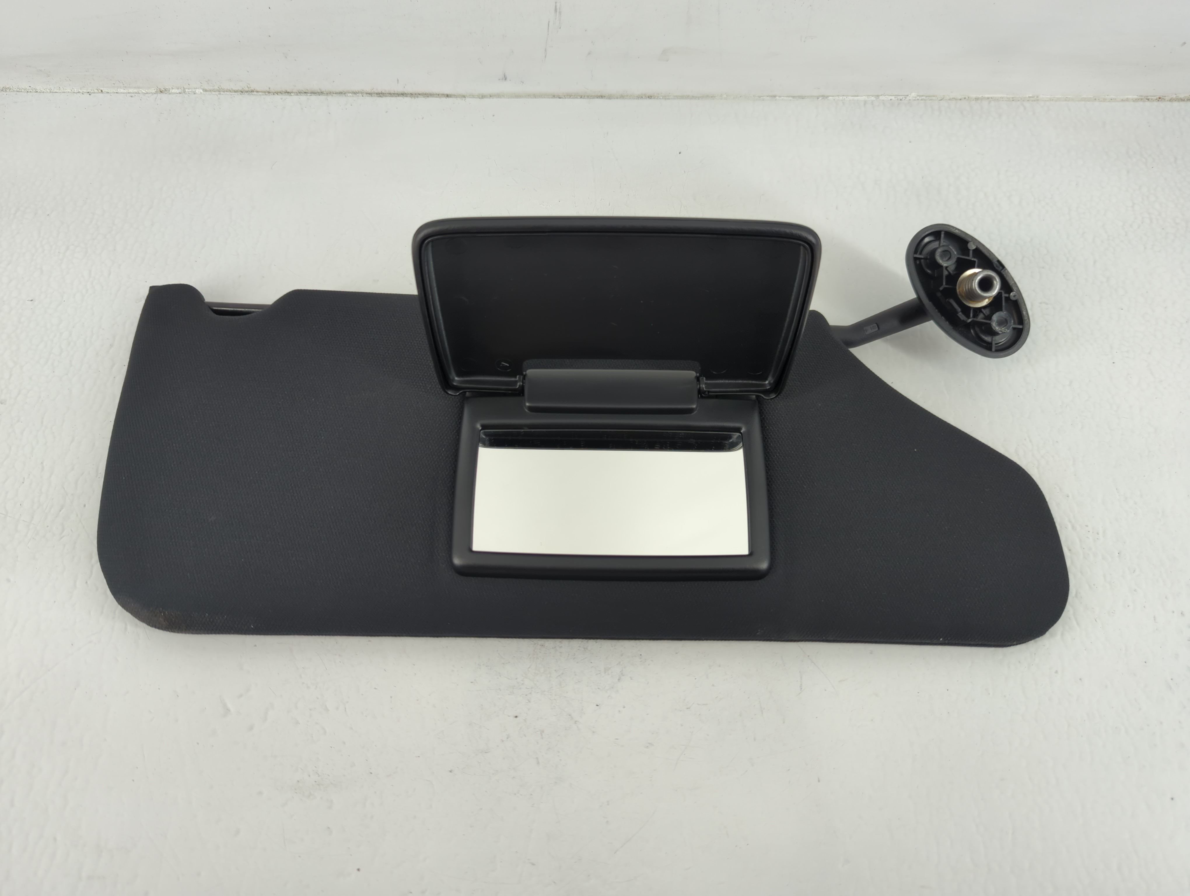 2011-2014 Chrysler 200 Passenger Sun Visor Mirror Right Sunvisor Black 678491 - Oemusedautoparts1.com