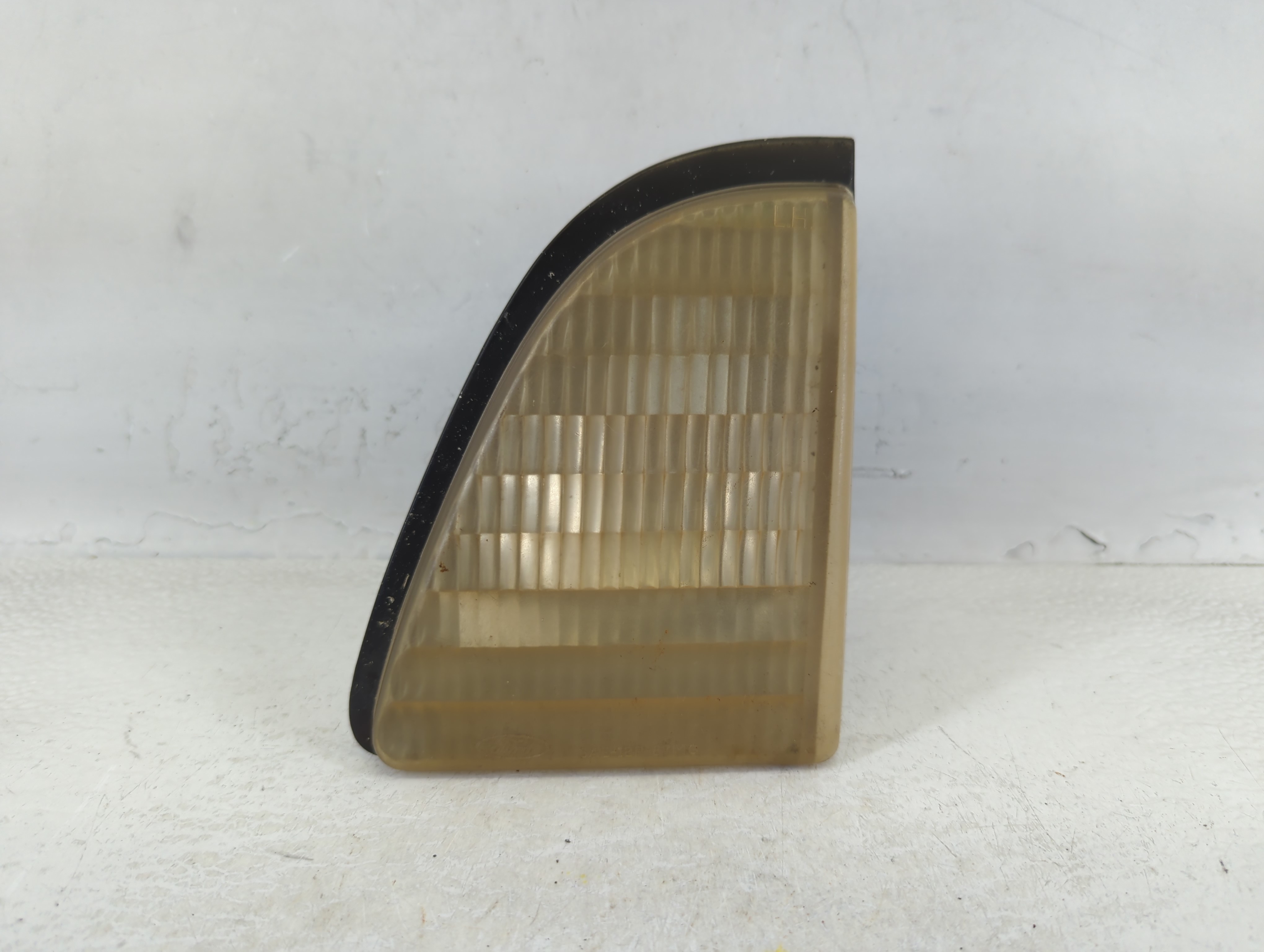 Picture of 1993 Ford Mustang Driver Left Oem Front Light Lamp 678791